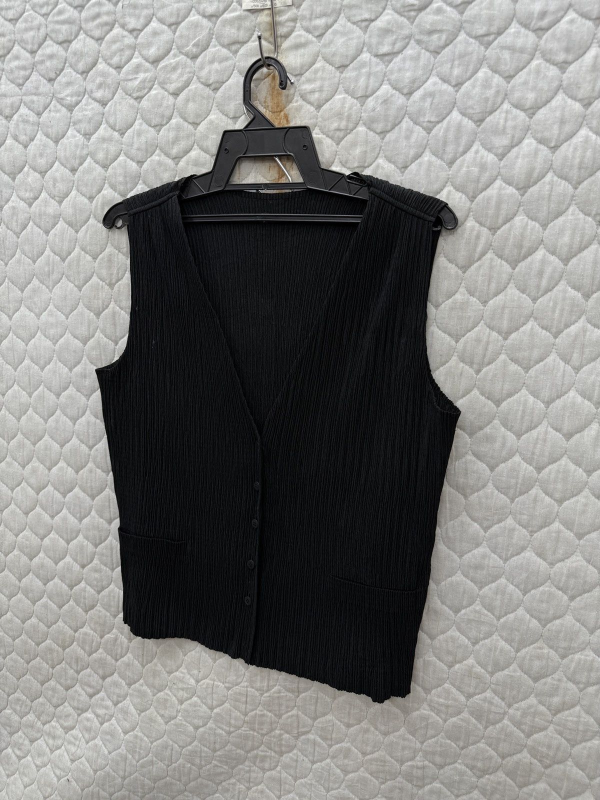 Issey Miyake 🔥🔥🔥ARCHIVE ISSEY MIYAKE BUTTON UP SLEEVELESS Size M / US 6-8 / IT 42-44 - 2 Thumbnail
