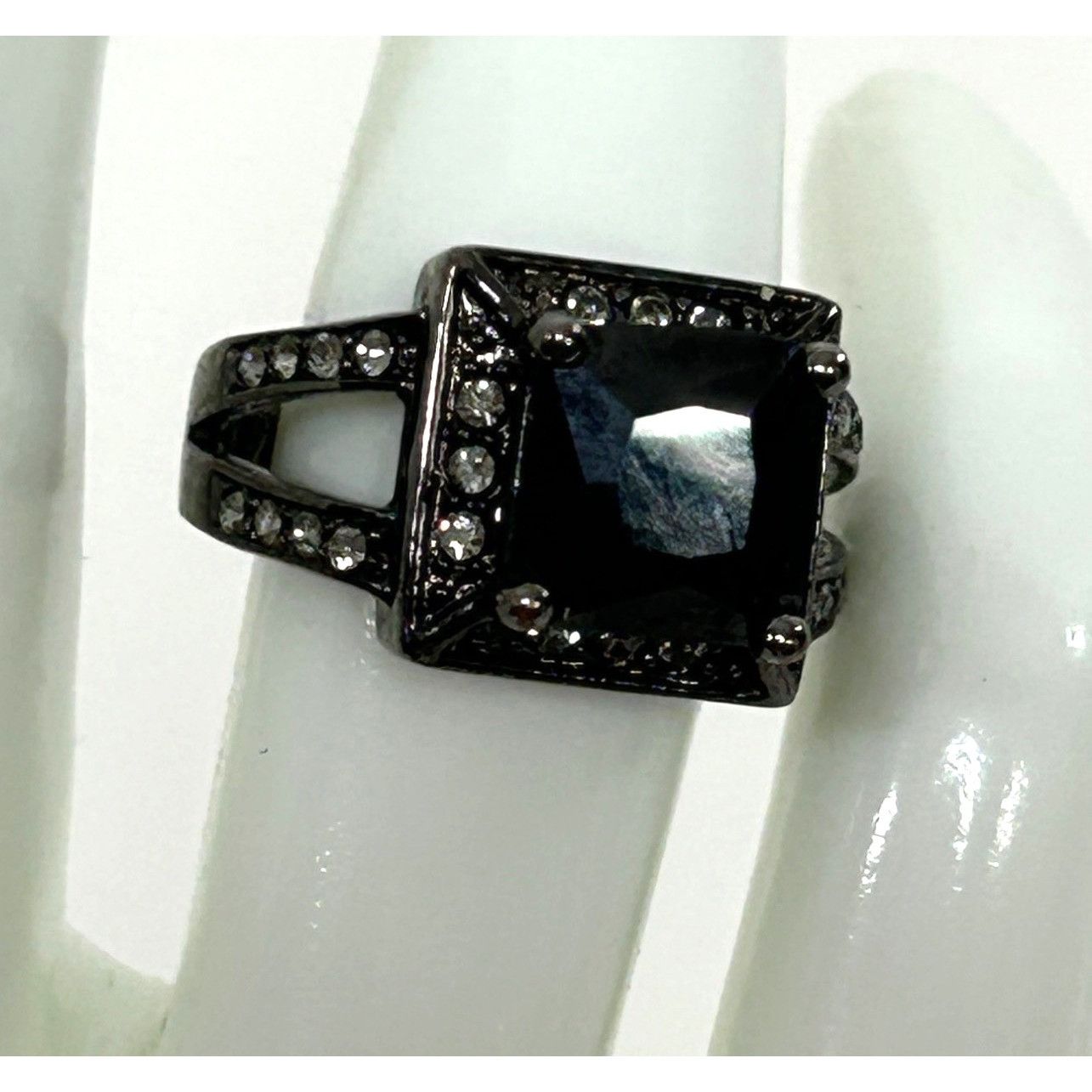 Other Fashion Jewelry Women’s Ring 6 Faux Square Black Princess Cu Size ONE SIZE - 2 Thumbnail