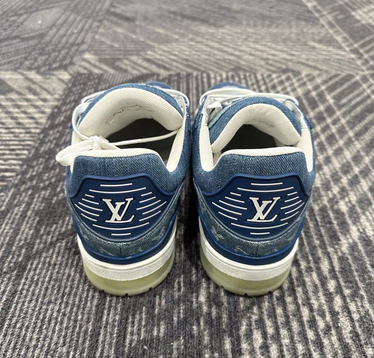 Louis Vuitton Louis Vuitton Trainer Blue Denim Sneakers J42 Size US 7.5 / EU 40-41 - 3 Thumbnail