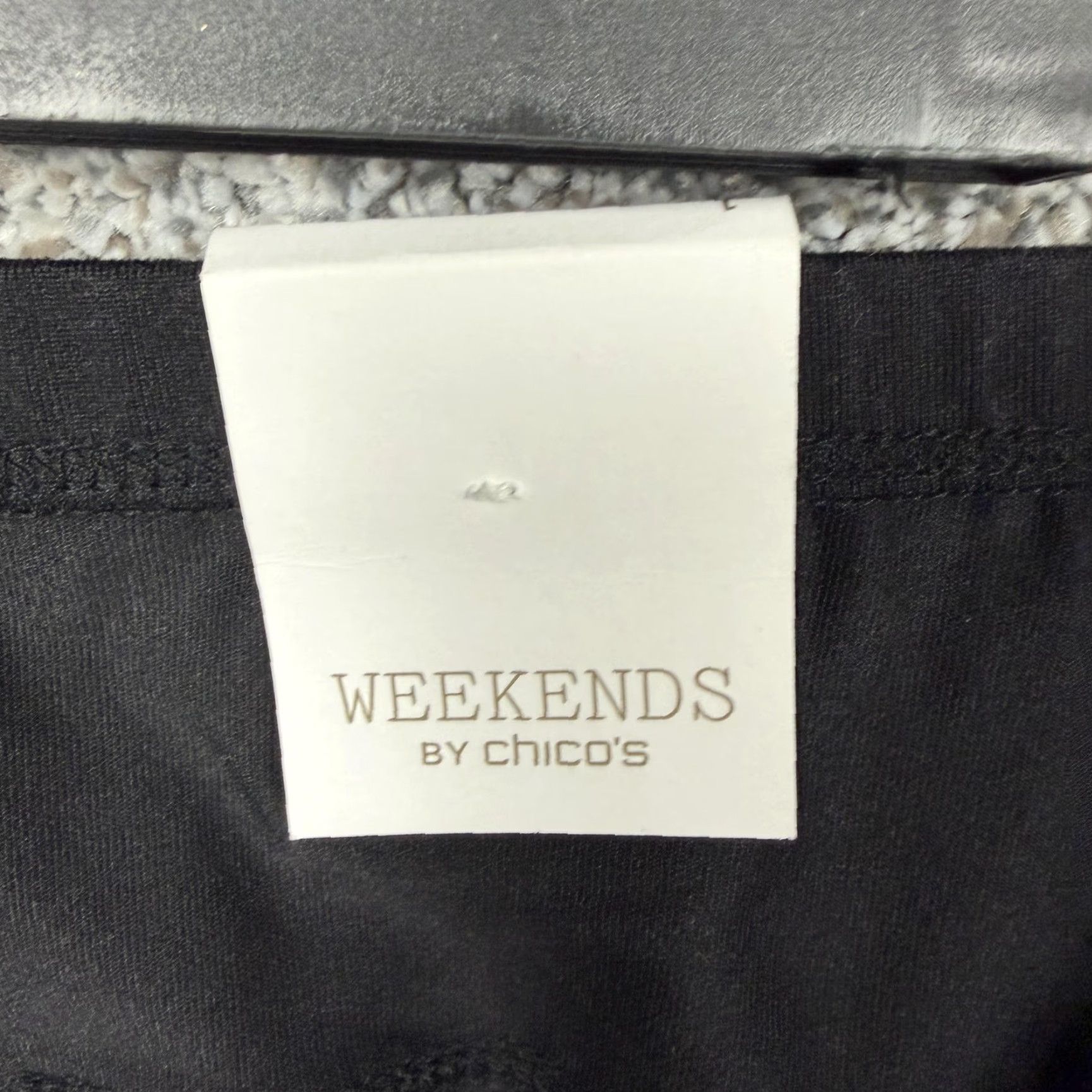 Vintage Chicos Weekends Leggings Womens 1 32x28 US 8 Black Ankle Stretch Clean NWT Shirt? Size 30" / US 8 / IT 44 - 7 Thumbnail