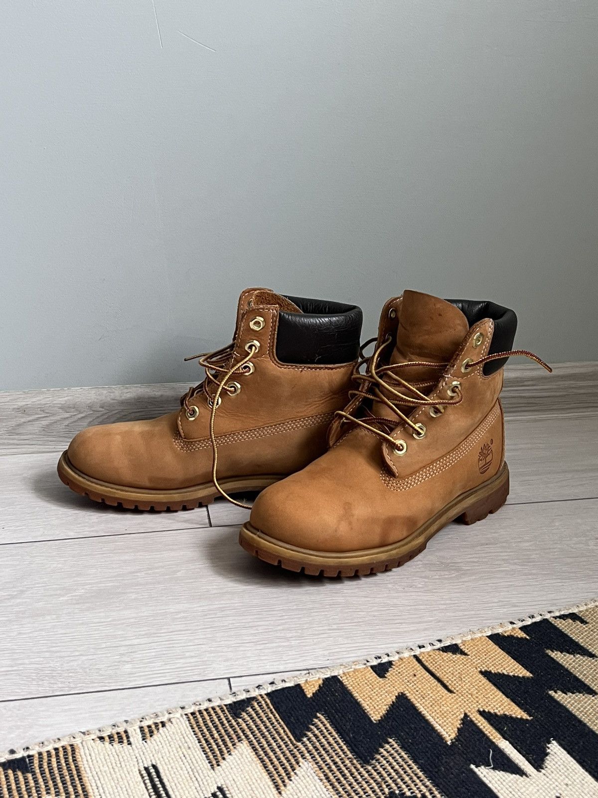 Timberland Timberland 6 Inch Hype Boots Size US 7.5 / IT 37.5 - 10 Thumbnail