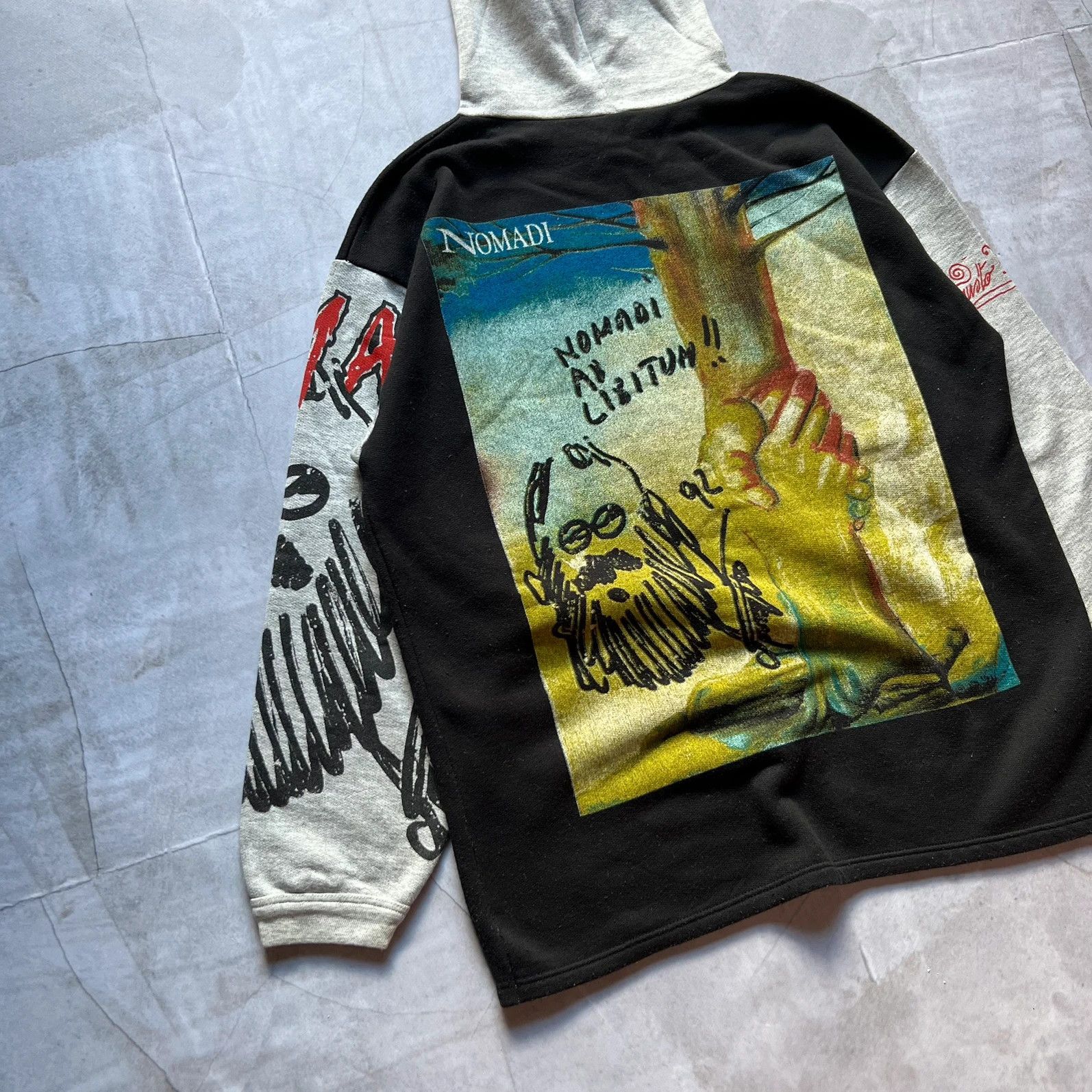 Band Tees vintage 1992 I Nomadi Augusto Daolio hoodie sweatshirt 90s 80s band tee rocker retro tour group Size US XL / EU 56 / 4 - 9 Thumbnail