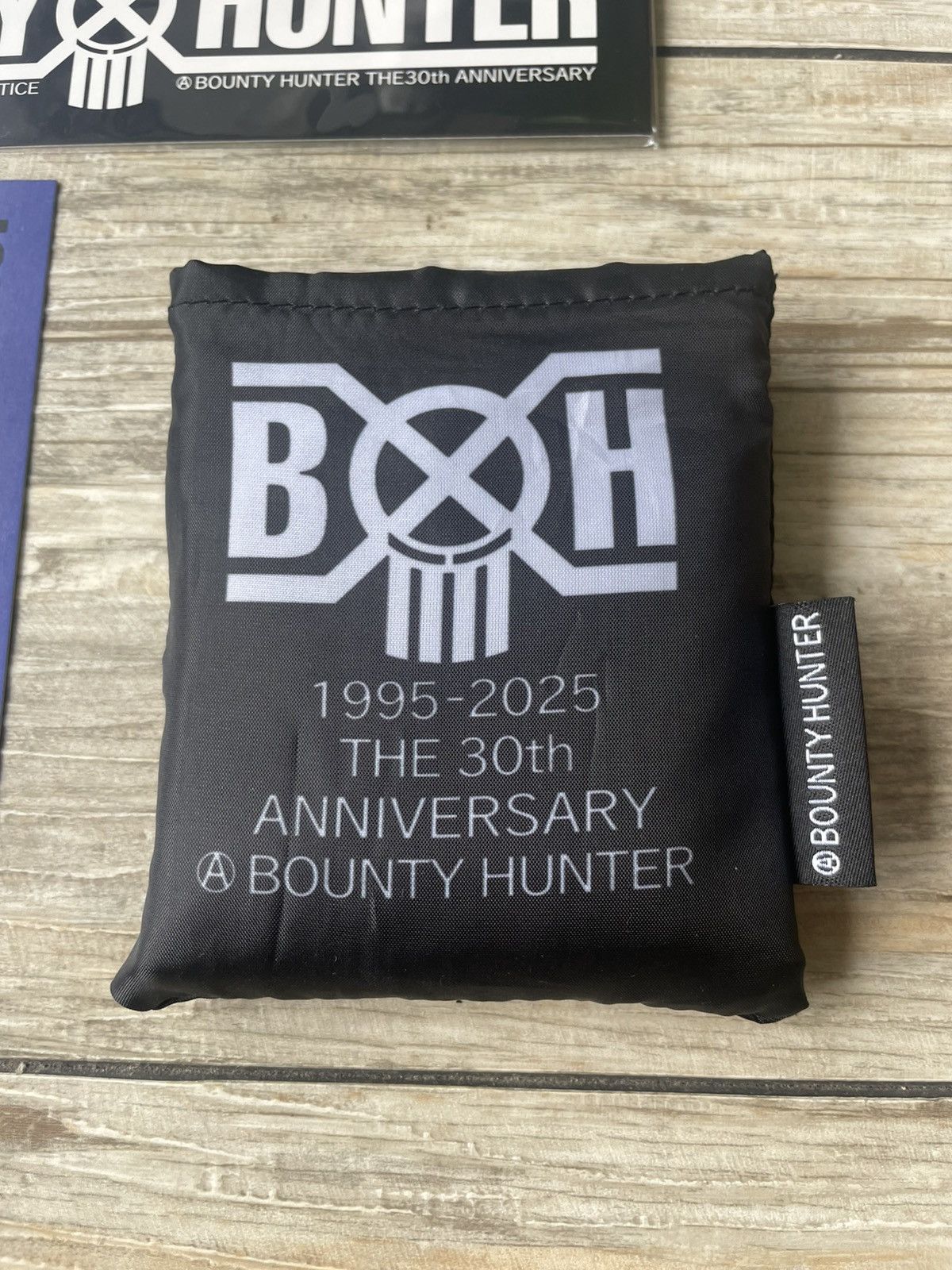 Bounty Hunter bounty hunter 30th anniversary tote bag button badge Size ONE SIZE - 2 Thumbnail
