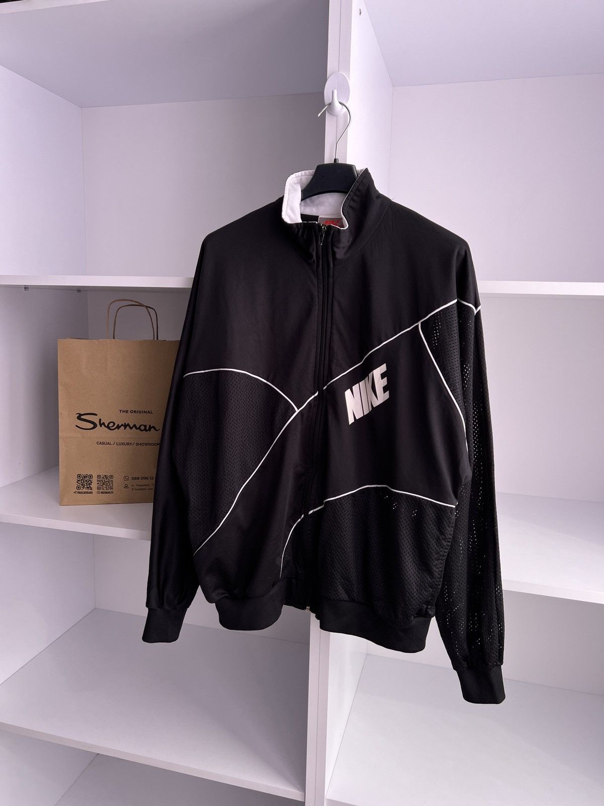 Nike × Vintage Vintage Nike 90s Track Zip Sweatshirt Size US L / EU 52-54 / 3 - 2 Thumbnail