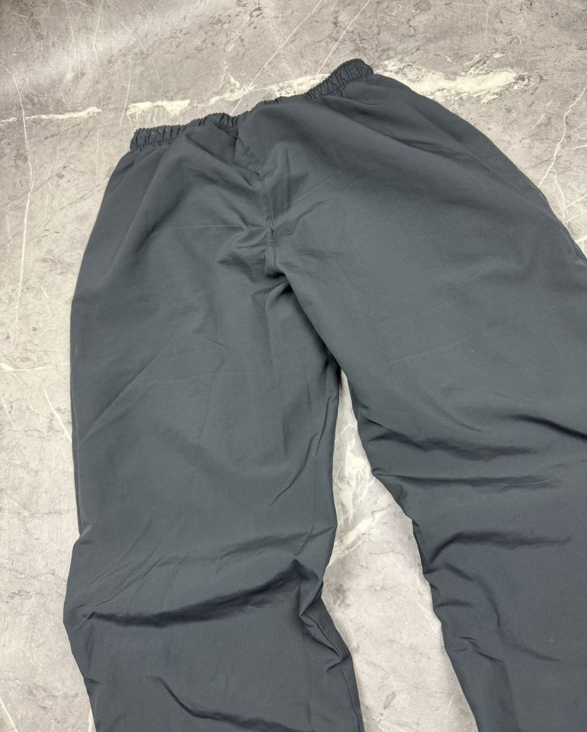 Nike Nike Track Pants Dark Grey / Red | Baggy | Size S (fits M) Size US 32 / EU 48 - 8 Thumbnail