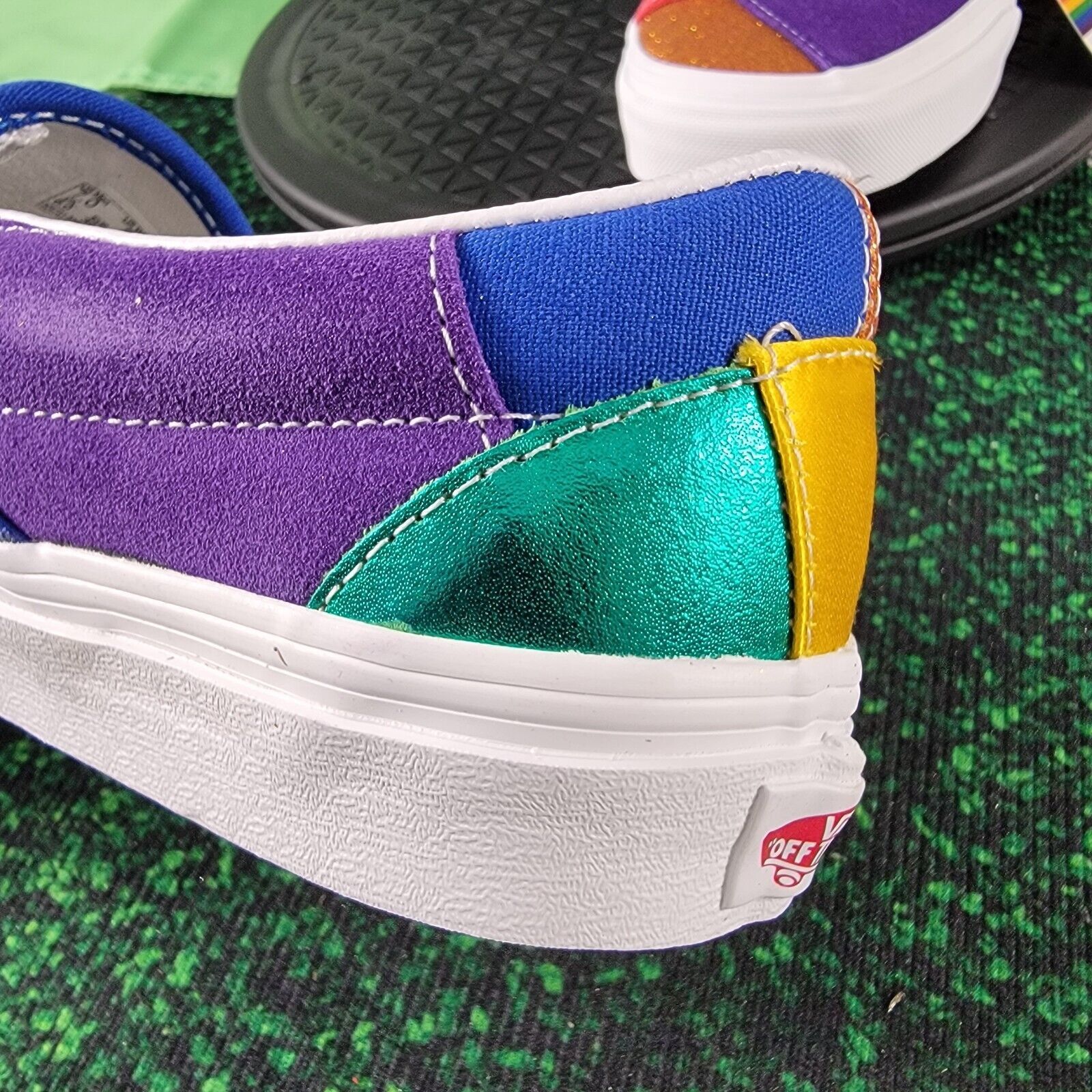 Vans VANS Classic Slip-On Pride (Patchwork) Men Sz 7 Women Sz 8.5 Size US 7 / EU 40 - 9 Thumbnail