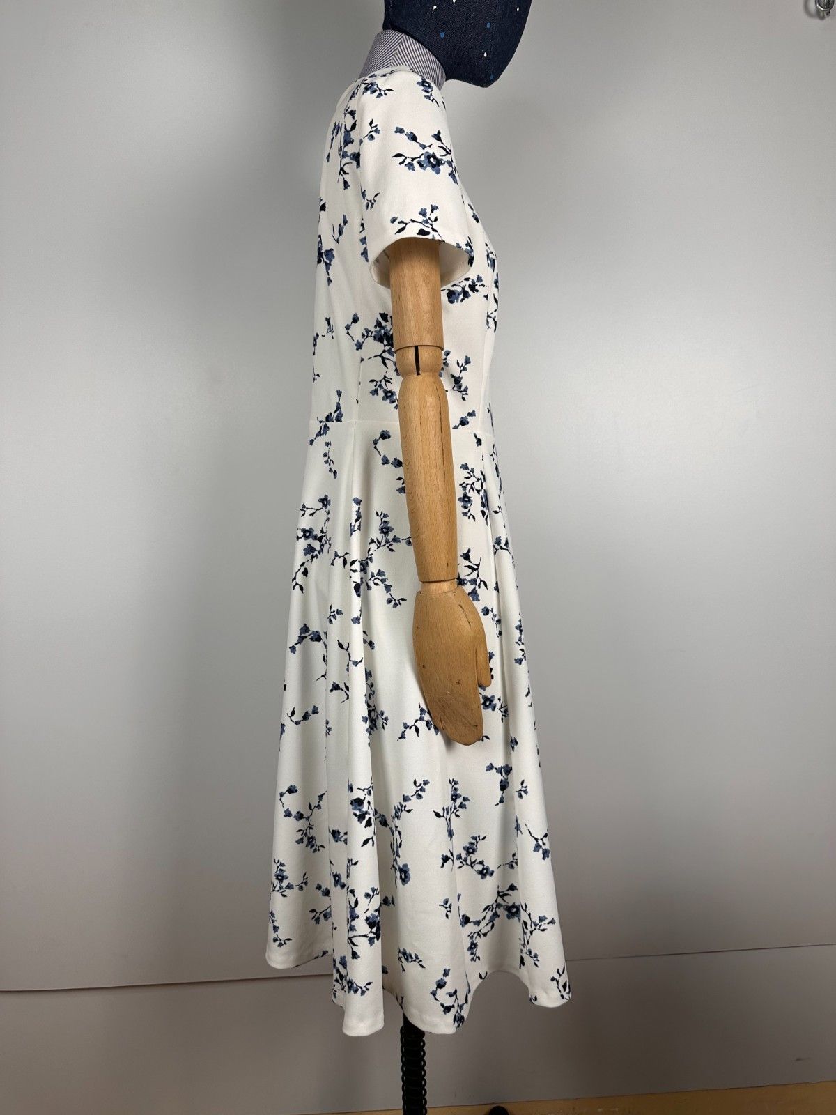 Ralph Lauren Lauren Ralph Lauren White Floral Stretch Sheath Dress Size 6 Size M / US 6-8 / IT 42-44 - 8 Thumbnail
