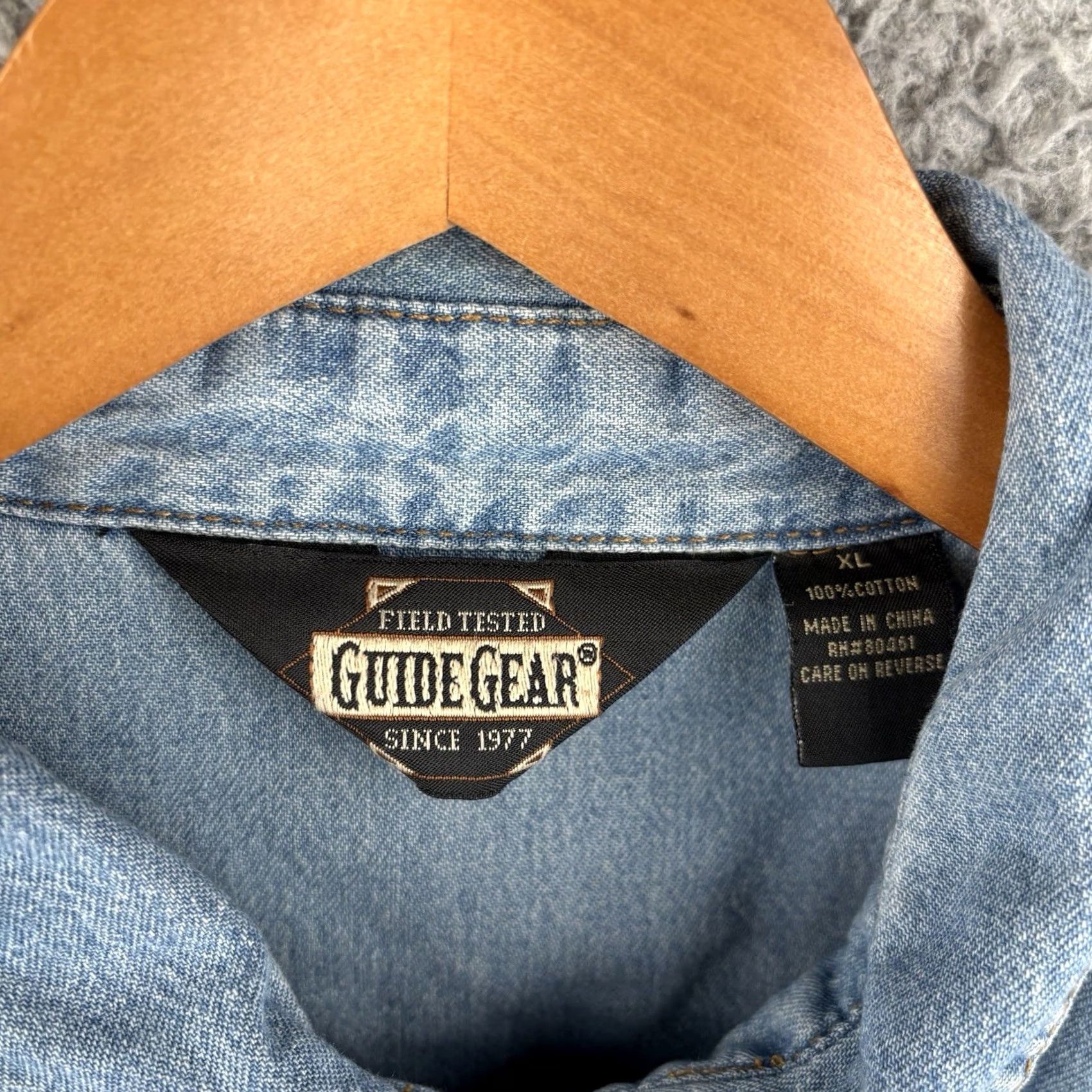 Denime Guide Gear Denim Pearl Snap Shirt Men XL Sawtooth Pocket Western Cowboy Rodeo Size US XL / EU 56 / 4 - 3 Thumbnail