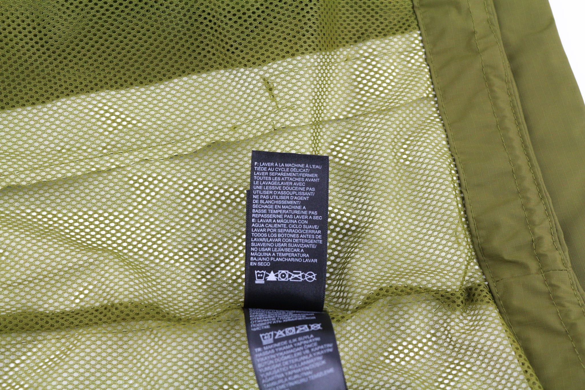 The North Face M Waterproof Windproof Dryvent Hooded Jacket 79975 Size US M / EU 48-50 / 2 - 8 Thumbnail