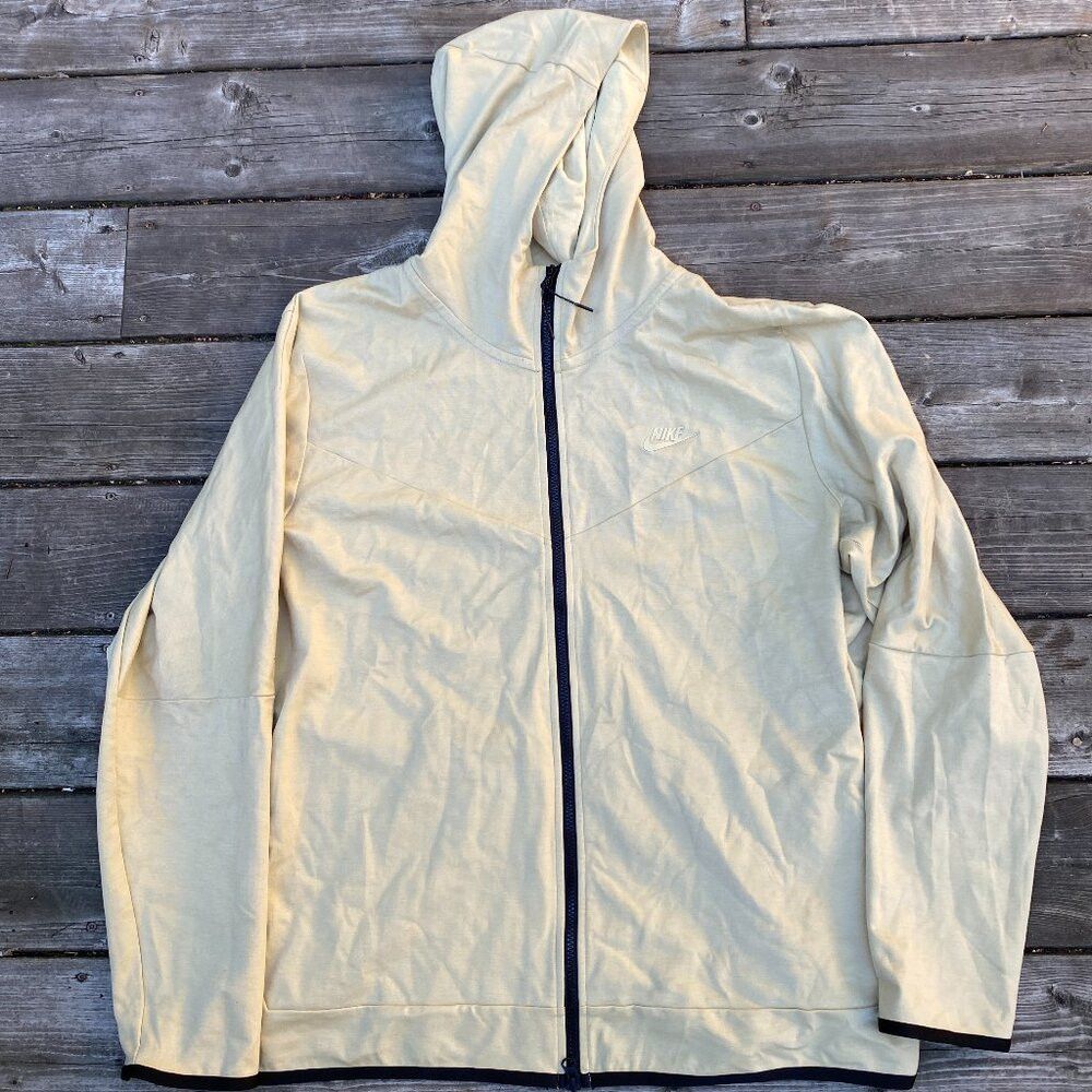 Nike Nike Tech Fleece Tracksuit XXL Cream Sweater & Sweatpants C Size US XXL / EU 58 / 5 - 2 Thumbnail