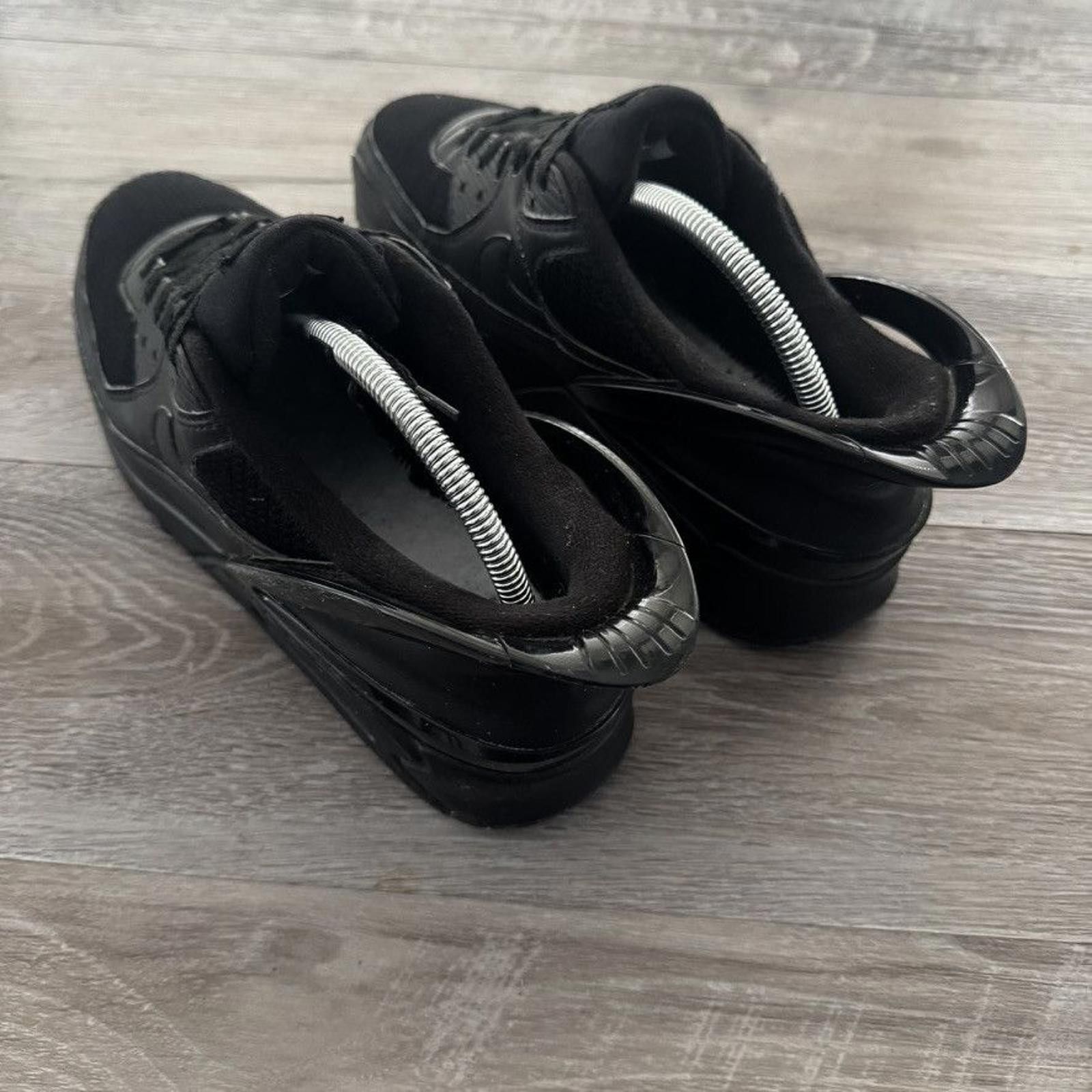Nike NIKE • Air Max 90 Flyease "Triple Black" (12M) Size US 12 / EU 45 - 7 Thumbnail