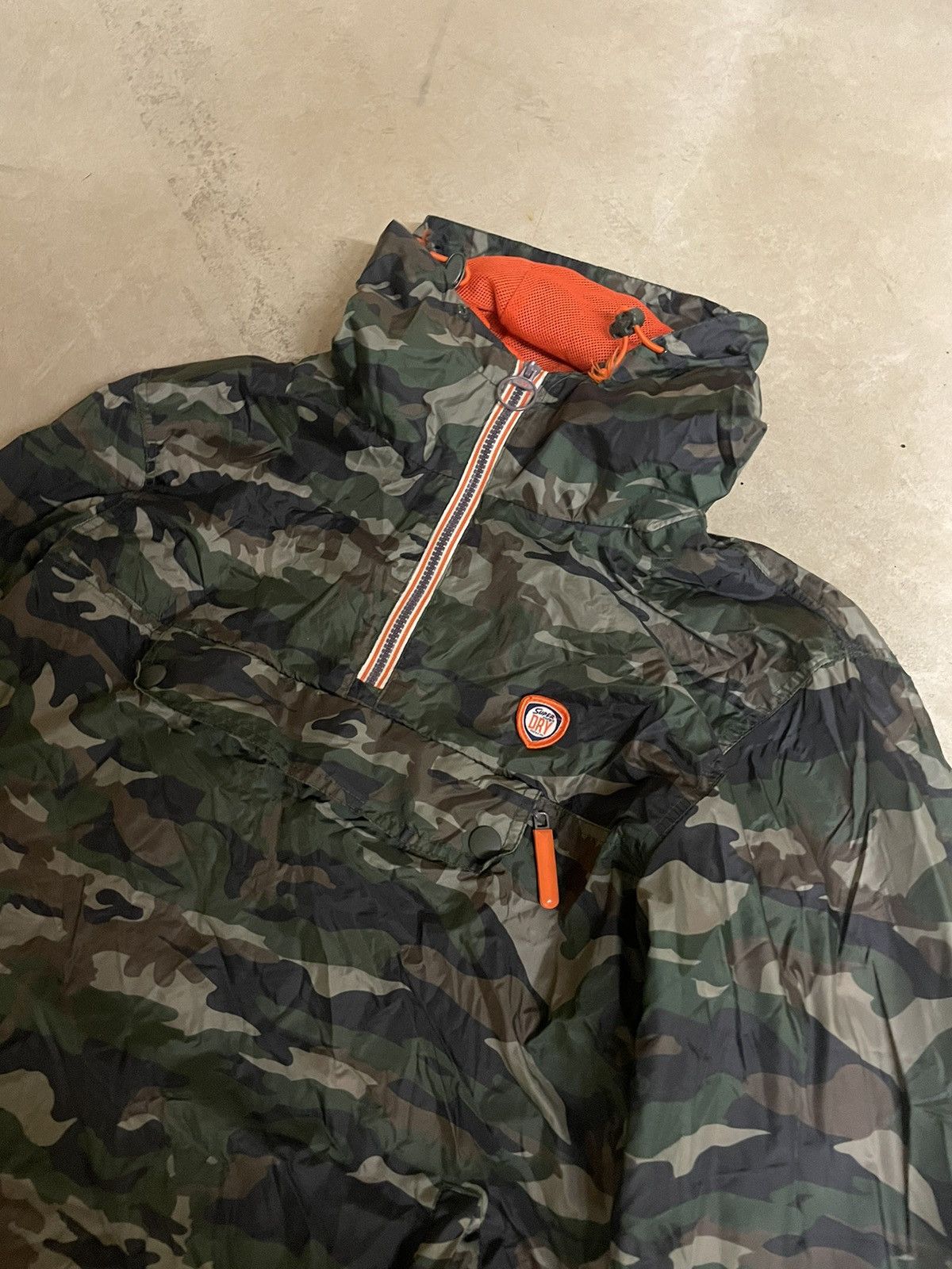 Superdry FREE WITH ANY PURCHASE Superdry Camo Quarter Zip Windbreaker Size US XL / EU 56 / 4 - 5 Thumbnail