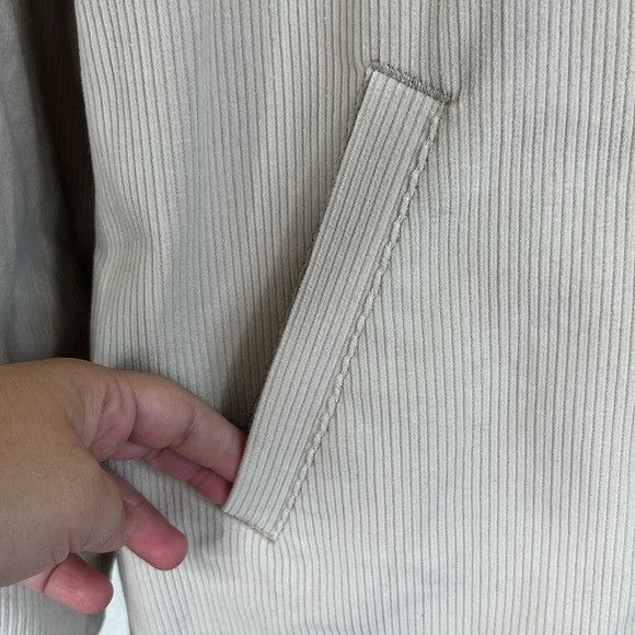 Levi's Levi's Corduroy Cream Button Down Shacket Shirt Jacket Coat Size US M / EU 48-50 / 2 - 4 Thumbnail