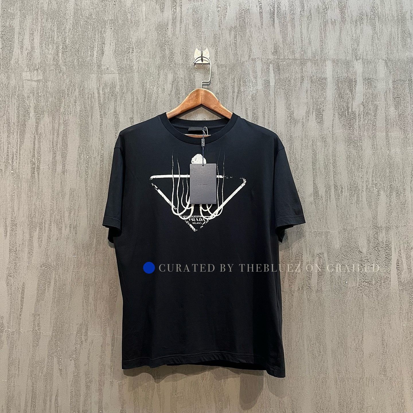 Prada Graphic Print Black T-Shirt in Size M Size US M / EU 48-50 / 2 - 1 Thumbnail