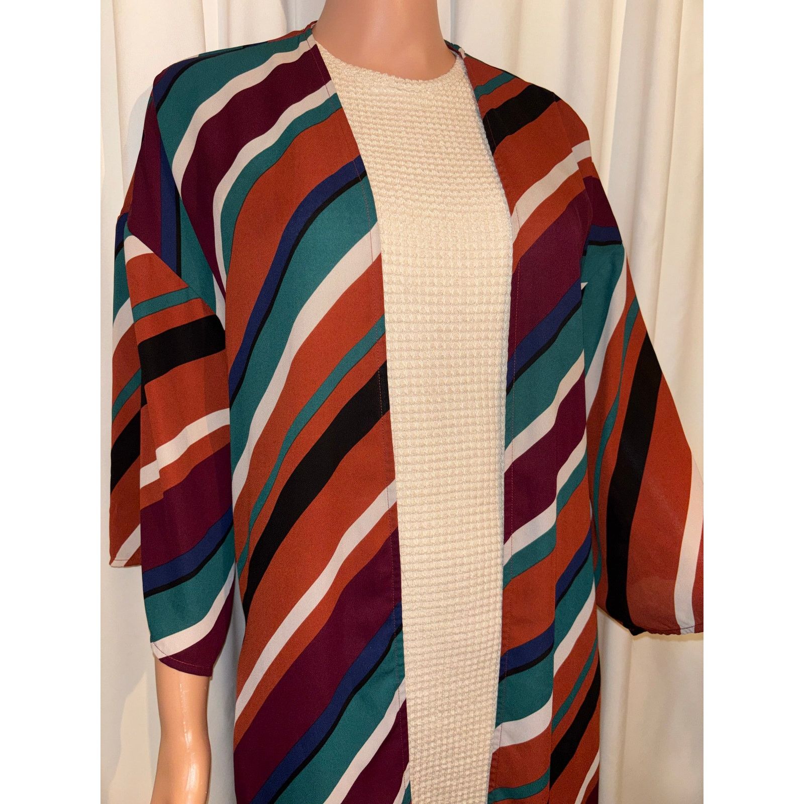 Forever 21 Forever 21 Dark Colorful Cardigan Size Medium Size M / US 6-8 / IT 42-44 - 2 Thumbnail