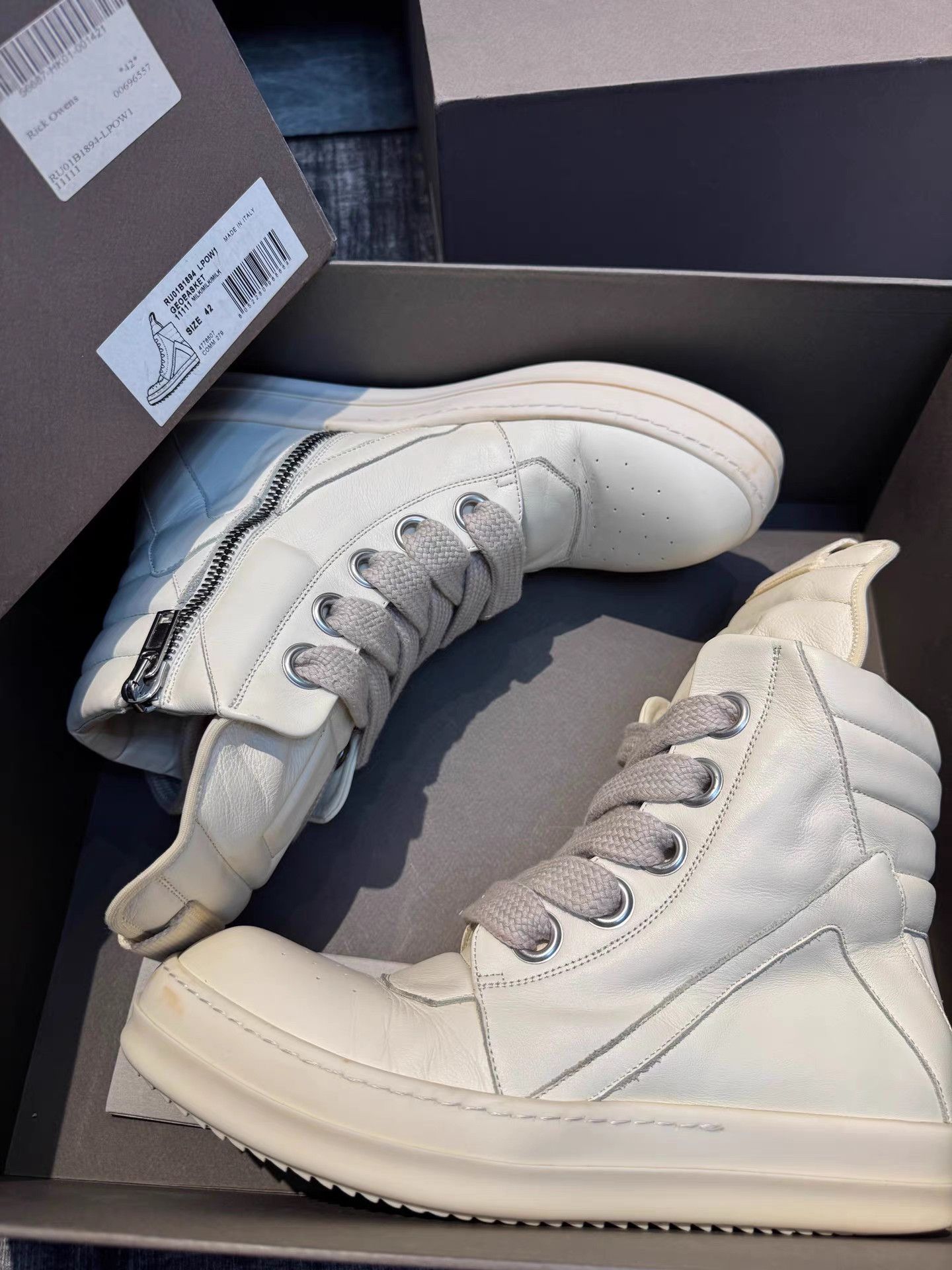 Rick Owens Rick Owens Mainline White Reverse Triangle with Thick Laces Size US 9 / EU 42 - 9 Thumbnail