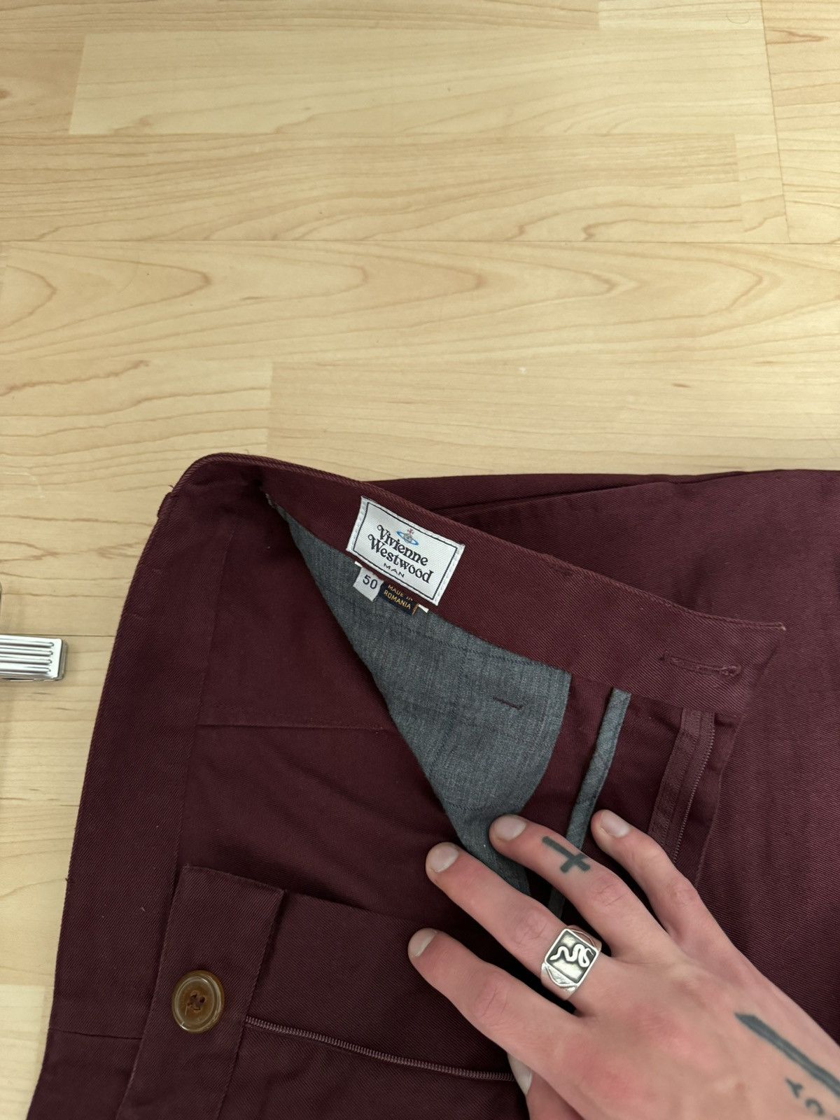 Vivienne Westwood Vivienne Westwood Pants in Burgundy Size US 34 / EU 50 - 9 Thumbnail