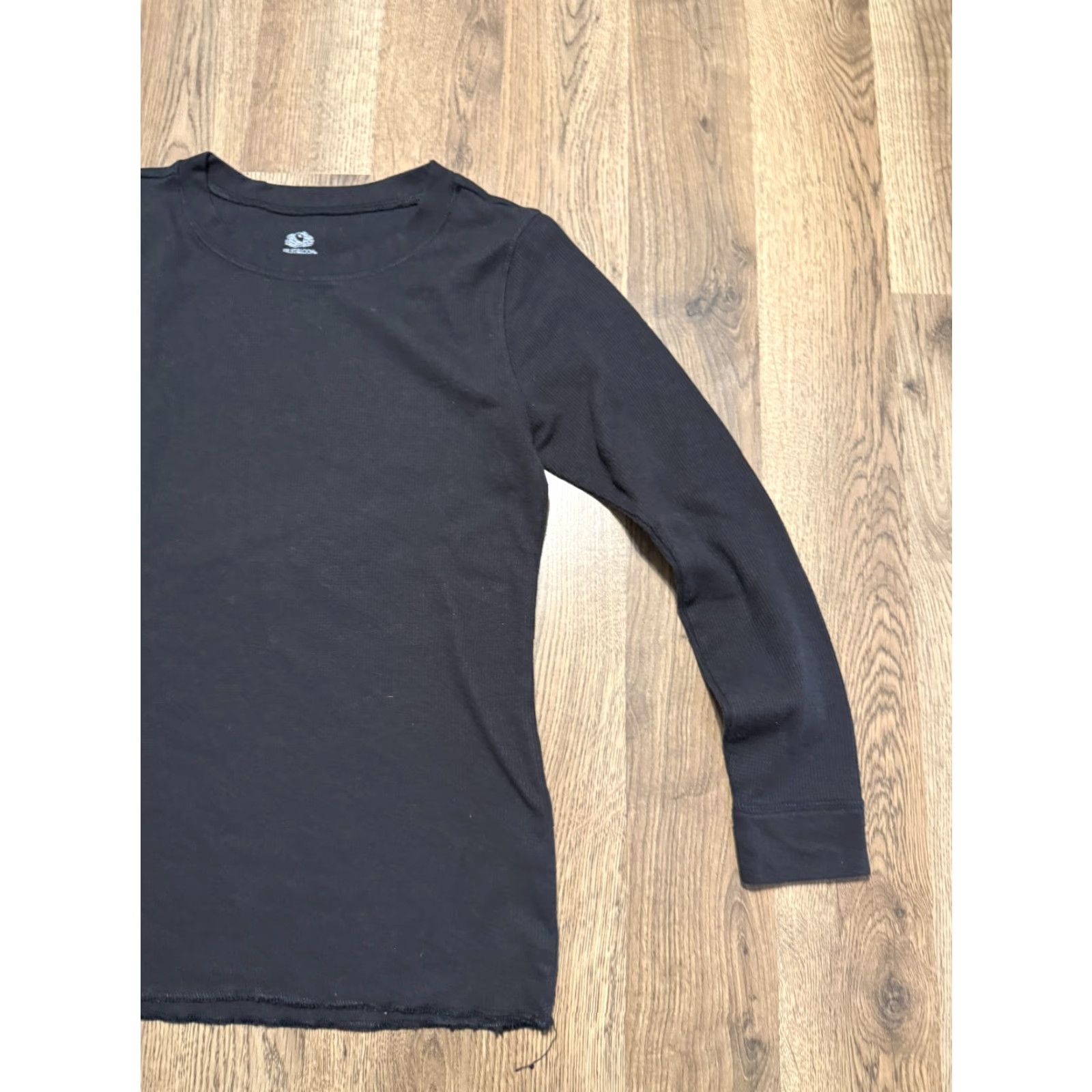 Fruit Of The Loom Fruit of the Loom Shirt Women's Medium Black Long Sleeve Crewneck T-Shirt Regular Size XS? Wait. Size M / US 6-8 / IT 42-44 - 4 Thumbnail