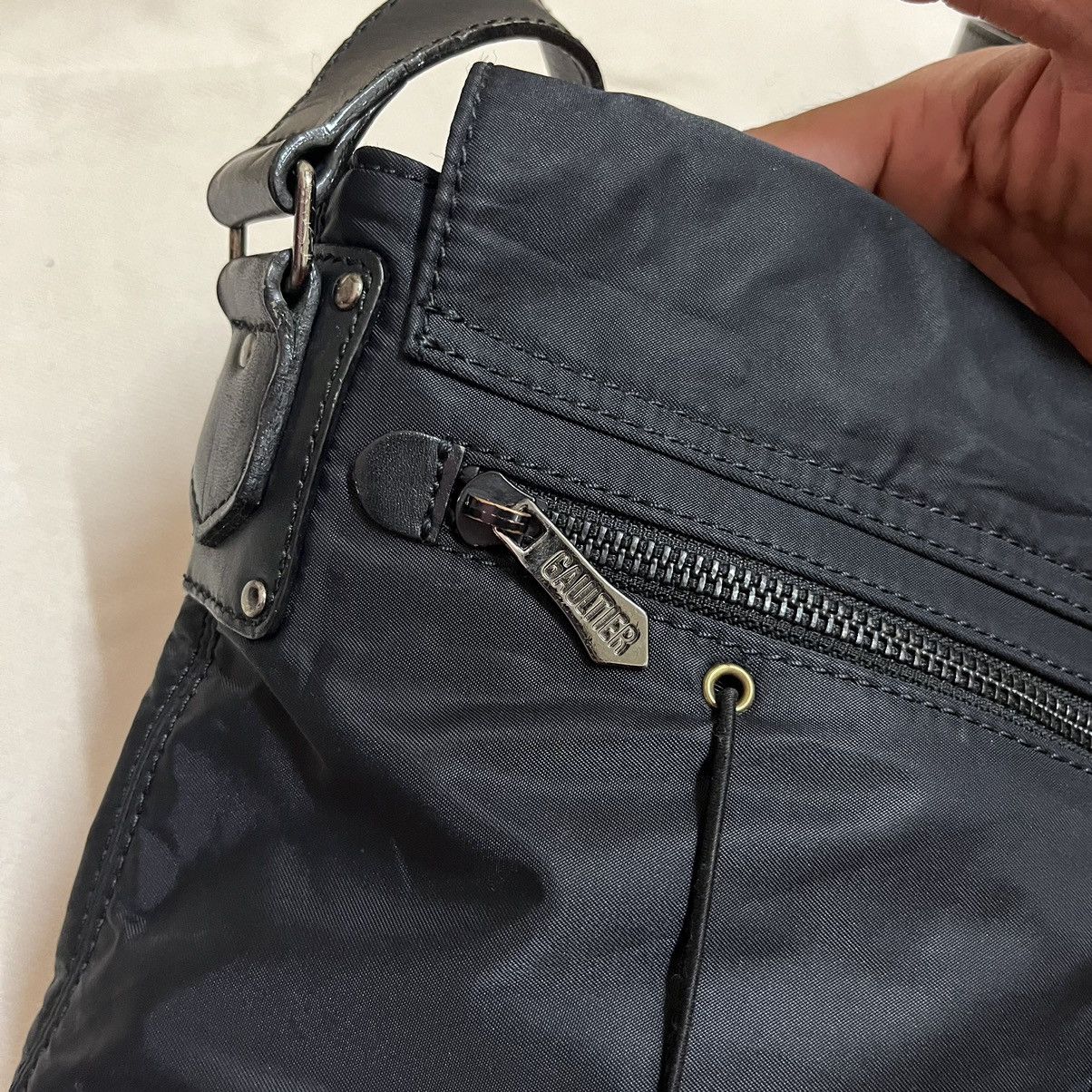Japanese Brand × Jean Paul Gaultier × Vintage Authentic Vintage Jean Paul Gaultier Dragon Motive Nylon Bag Size ONE SIZE - 5 Thumbnail
