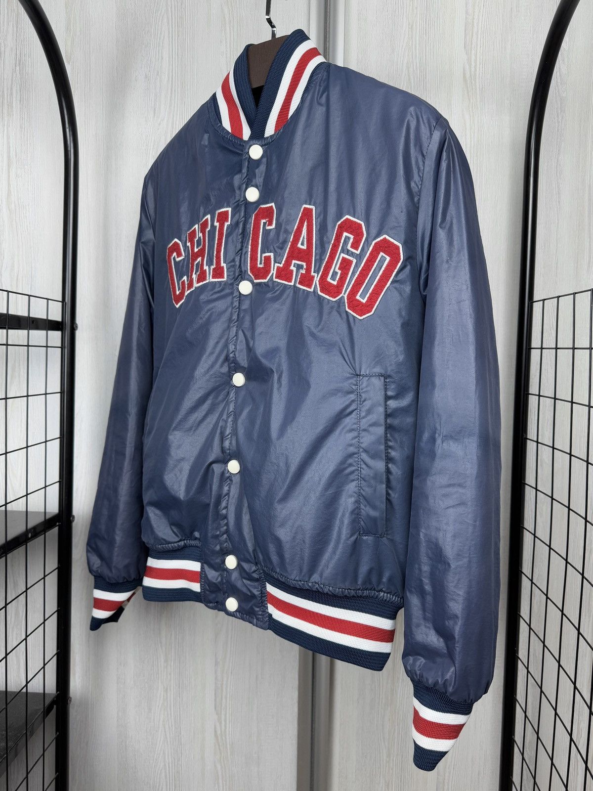 Vintage Chicago Bulls vintage nylon big logo bomber jacket Size US M / EU 48-50 / 2 - 5 Thumbnail