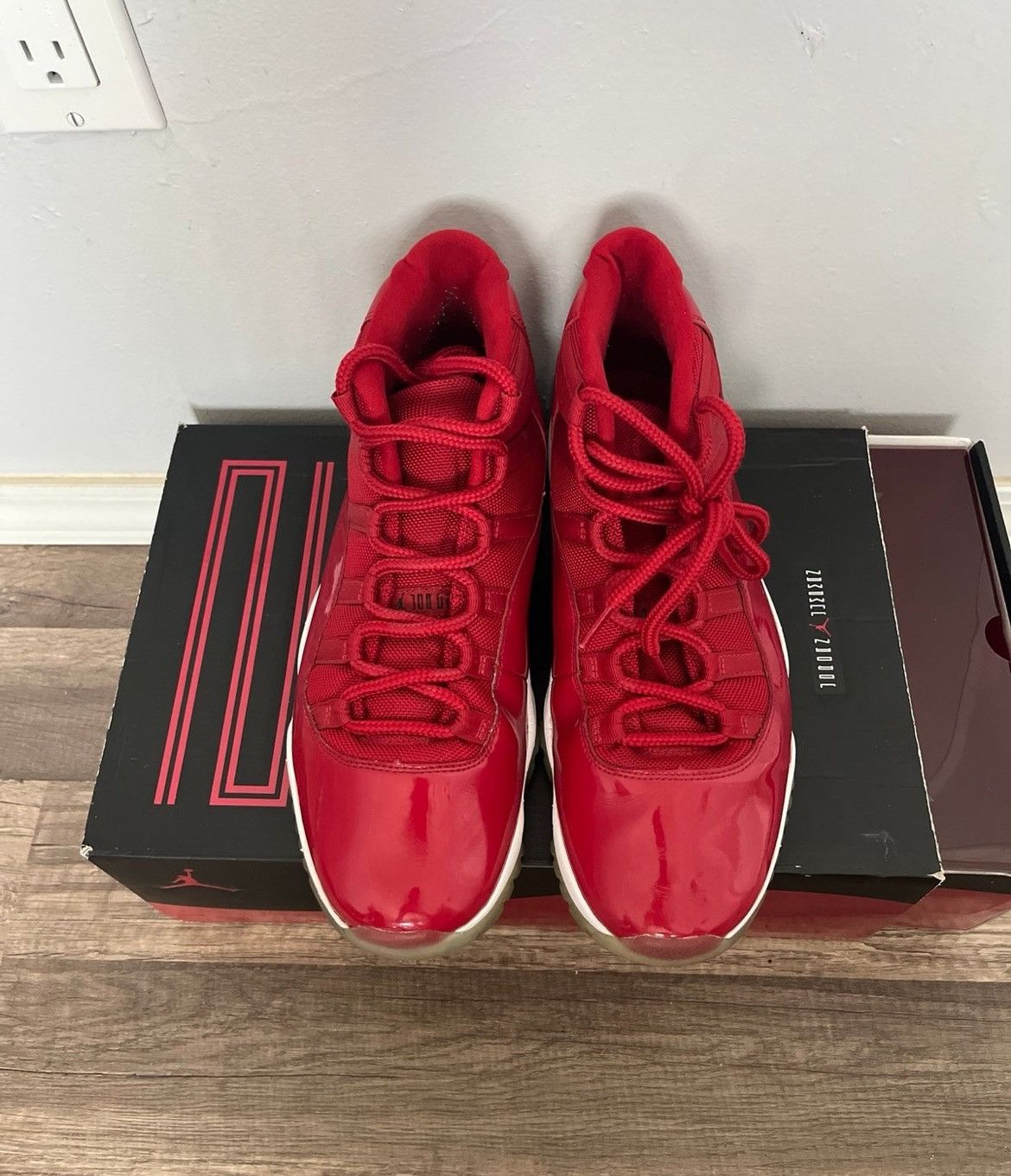 Nike Jordan 11 Win Like 96 Size US 10.5 / EU 43-44 - 4 Thumbnail