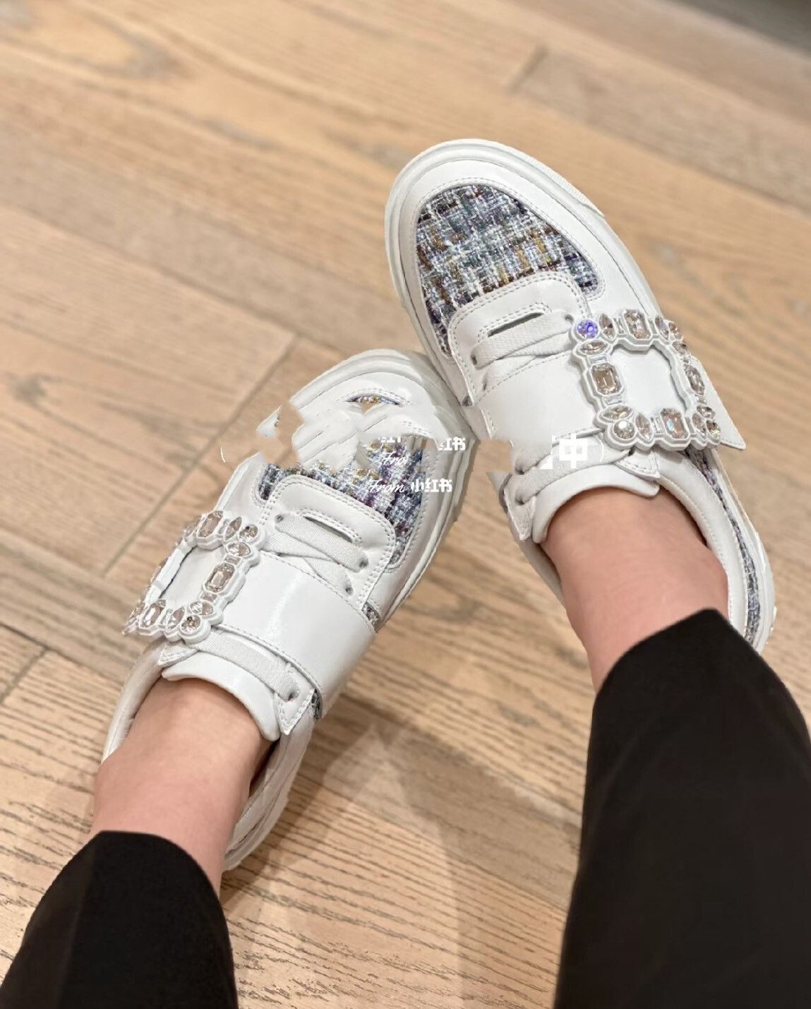 Roger Vivier Roger Vivier RV Crystal Buckle Sneakers Size US 5 / IT 35 - 1 Thumbnail