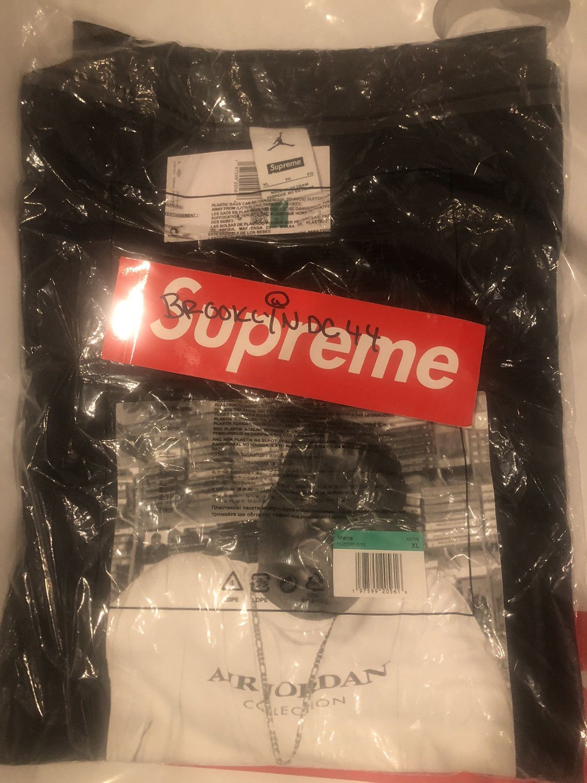 Jordan Brand × Supreme Supreme Jordan BiggieTee Black XL FW24 Size US XL / EU 56 / 4 - 1 Thumbnail