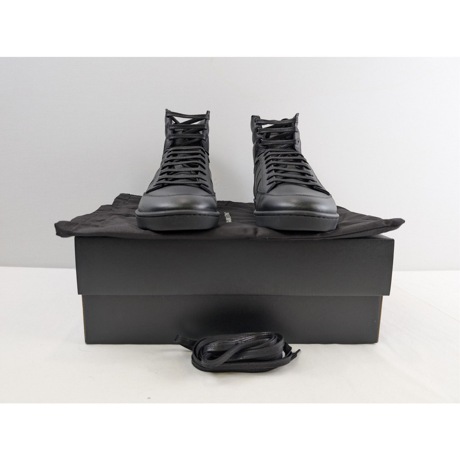 Saint Laurent Paris o1rshd1 SL10H High Top Sneakers in Black Size US 9 / EU 42 - 13 Thumbnail