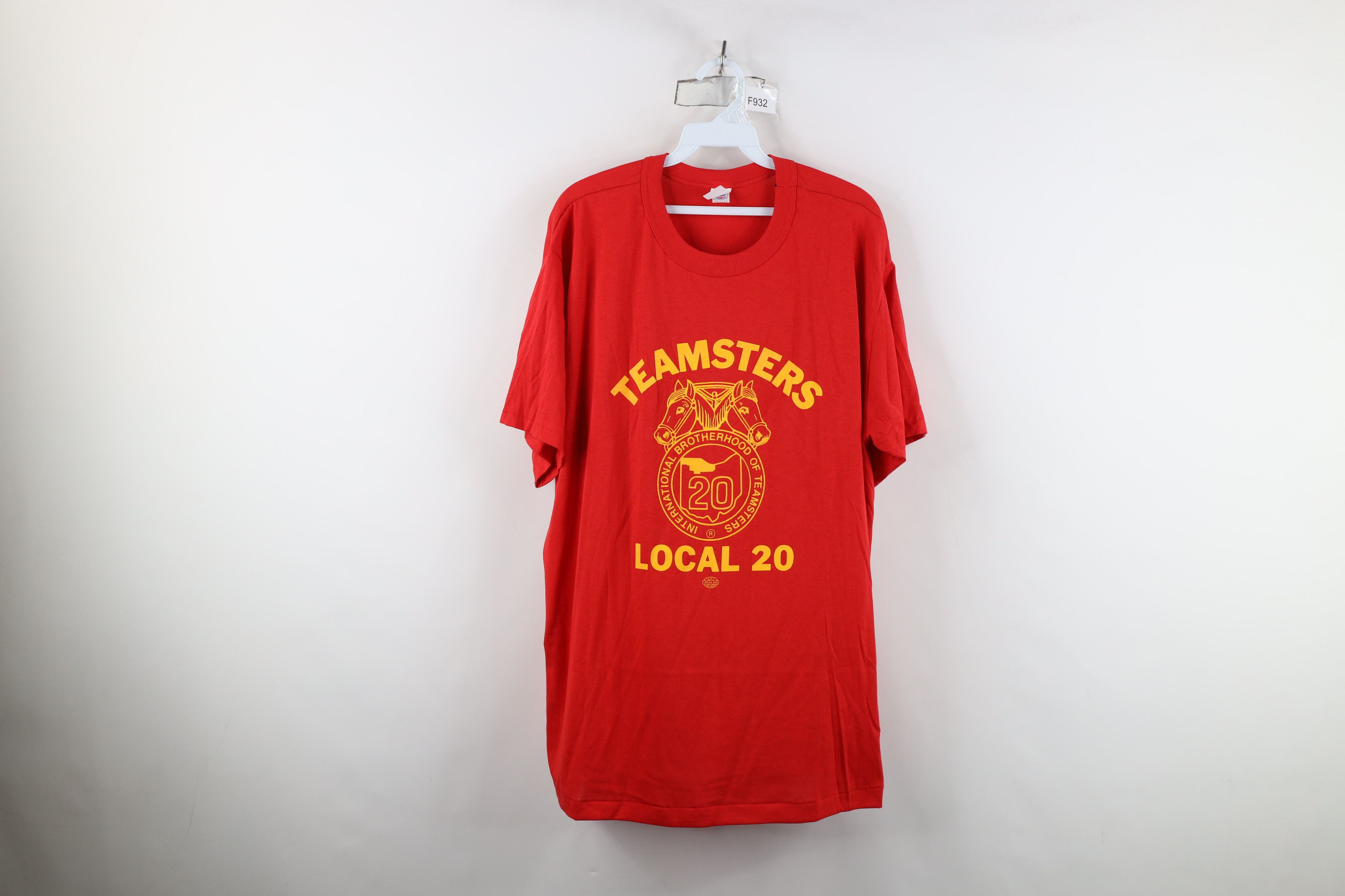 Vintage Vintage 70s Union Local 20 Short Sleeve T-Shirt USA Size US XXL / EU 58 / 5 - 1 Thumbnail