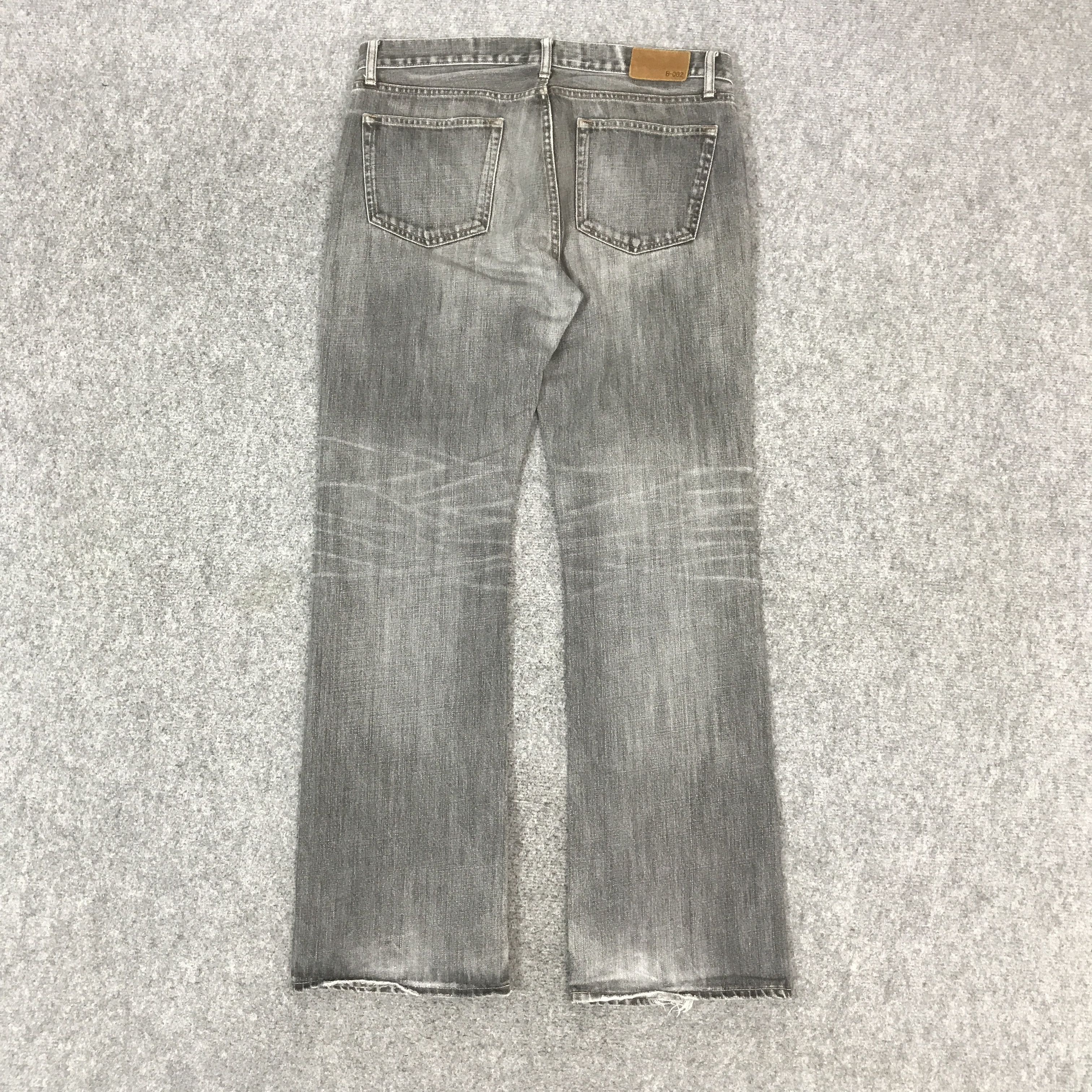 Japanese Brand FLARE UNIQLO JAPAN BOOTCUT DENIM BLACK FADED JEANS K54B18 Size US 35 - 4 Thumbnail