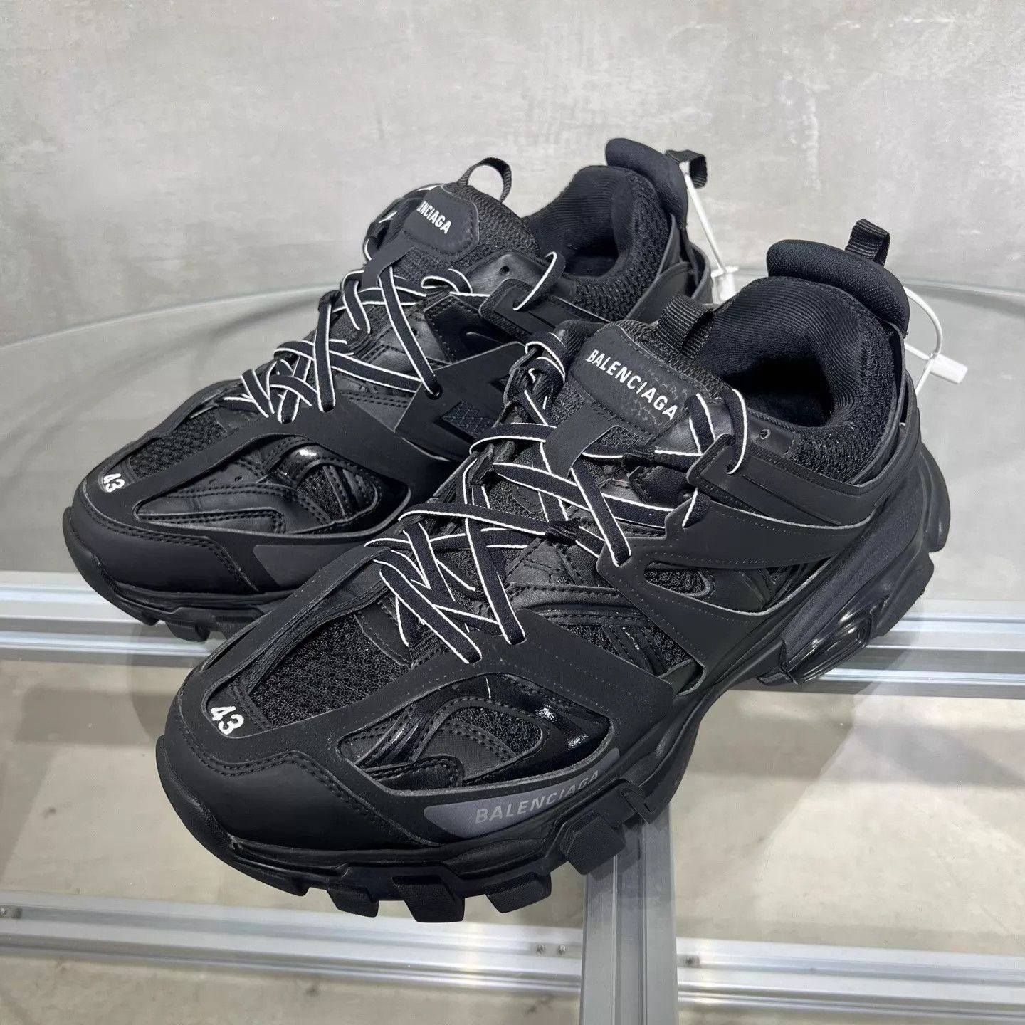 Balenciaga Balenciaga BLCG TRACK Black 43 YH25411 Size US 10 / EU 43 - 2 Thumbnail