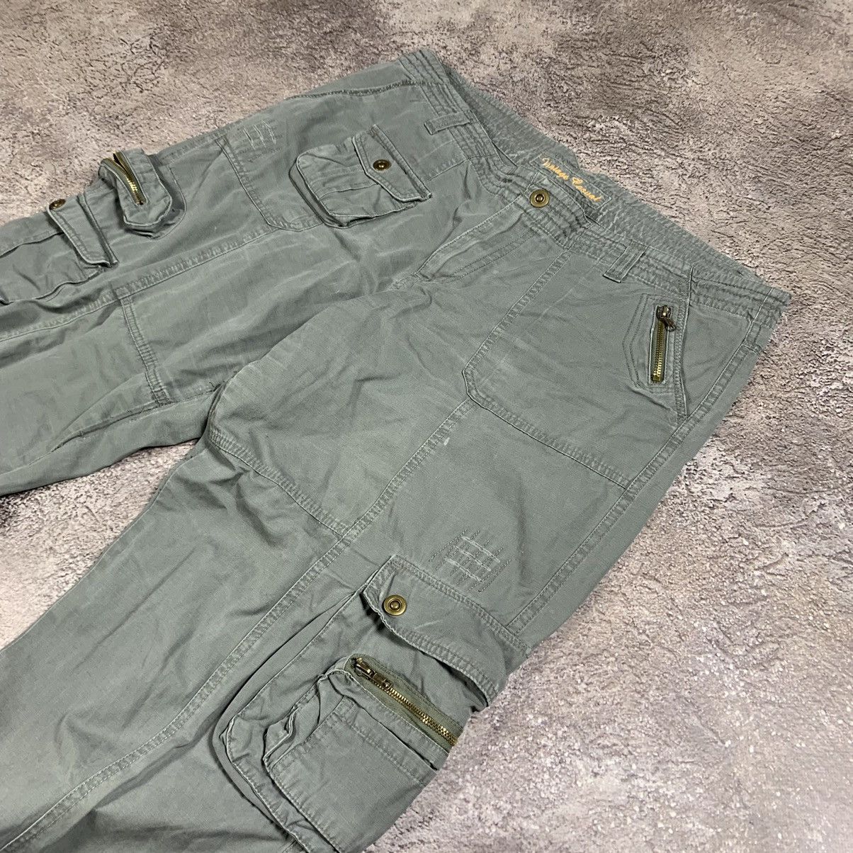 Vintage Vintage Y2K Baggy Cargo Pants Distressed Streetwear Logo 34 Size 34" / US 12 / IT 48 - 6 Thumbnail