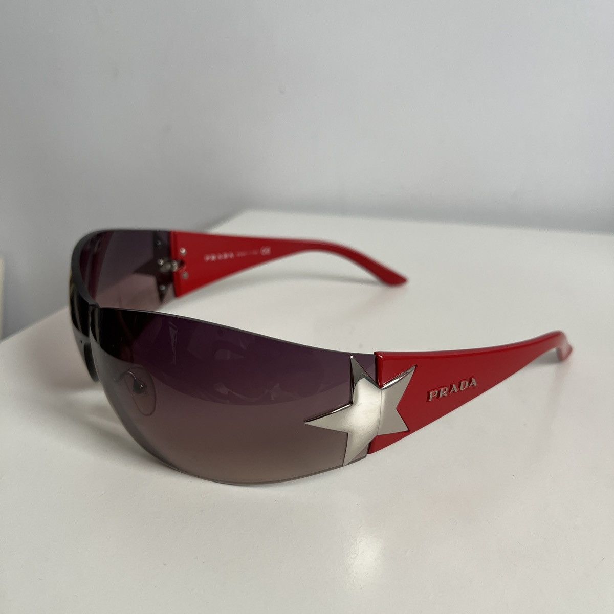 Prada FREE SHIP! 2000s Prada Chrome Star Red Sunglasses Size ONE SIZE - 4 Thumbnail