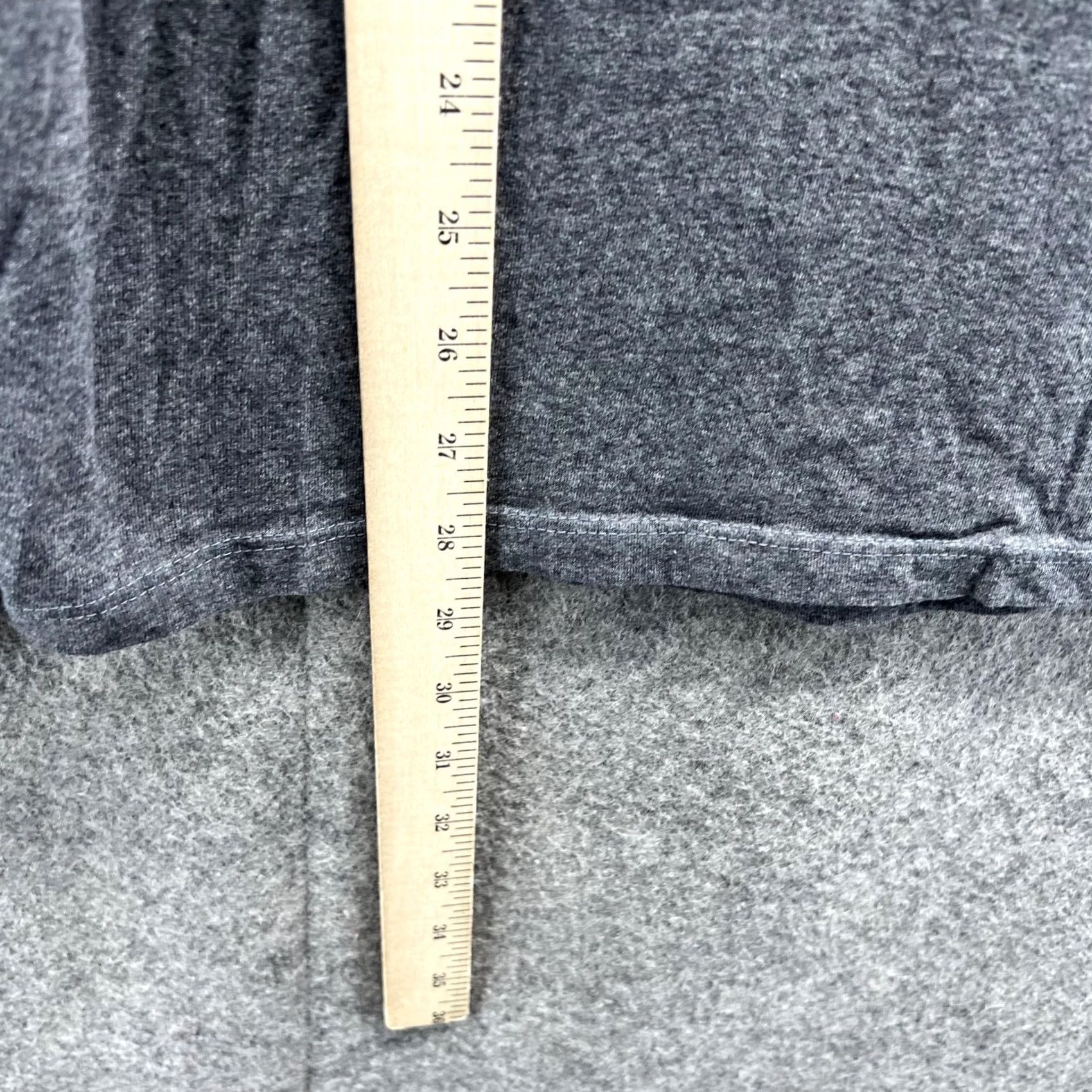 Tommy Hilfiger Tommy Hilfiger Sweater Men Large Embroidered Logo Gray Pullover Fleece Crew Neck Size US L / EU 52-54 / 3 - 7 Thumbnail