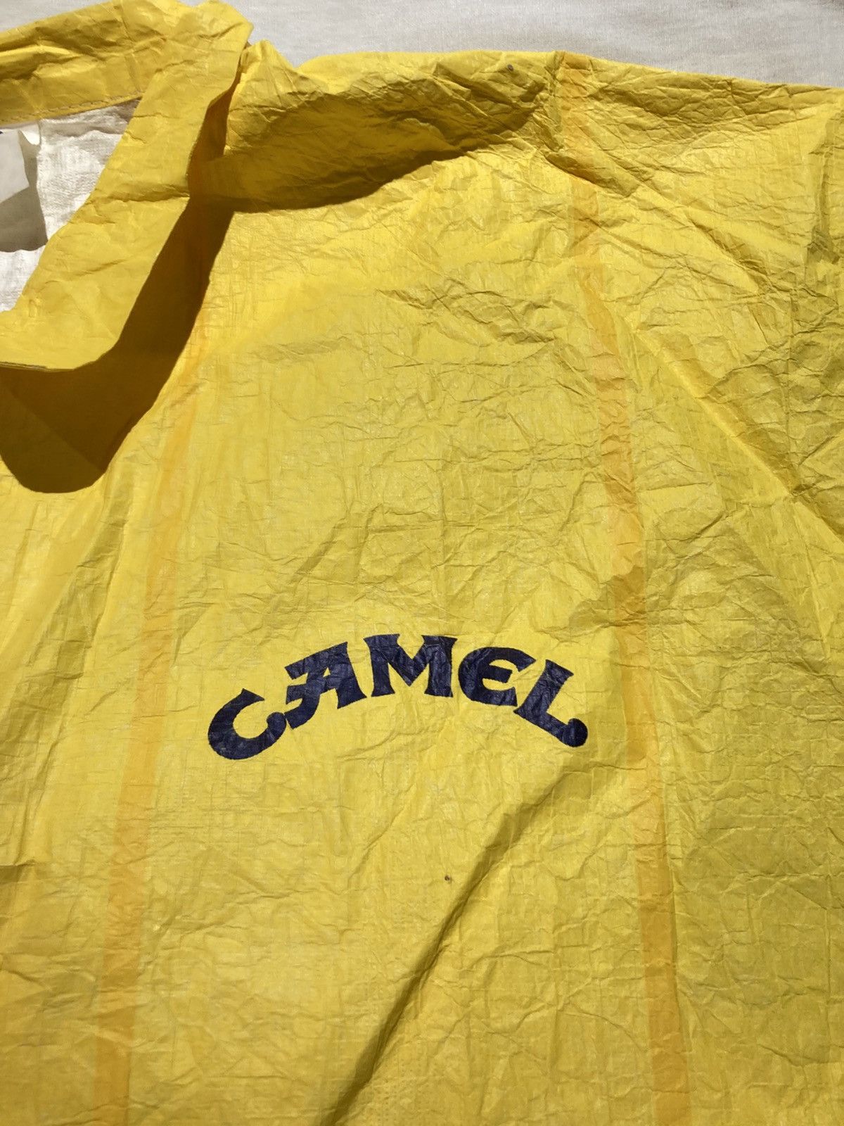 Vintage 1992 Camel Cigarettes zip-up lightweight jacket, size XL Size US XL / EU 56 / 4 - 3 Thumbnail