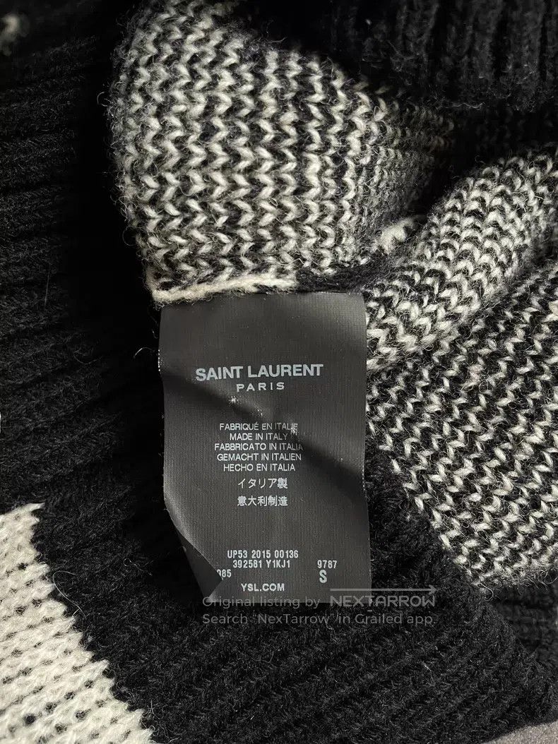 Saint Laurent Paris Saint Laurent Paris Triangle Geometric Pattern Round Neck Size US S / EU 44-46 / 1 - 5 Thumbnail