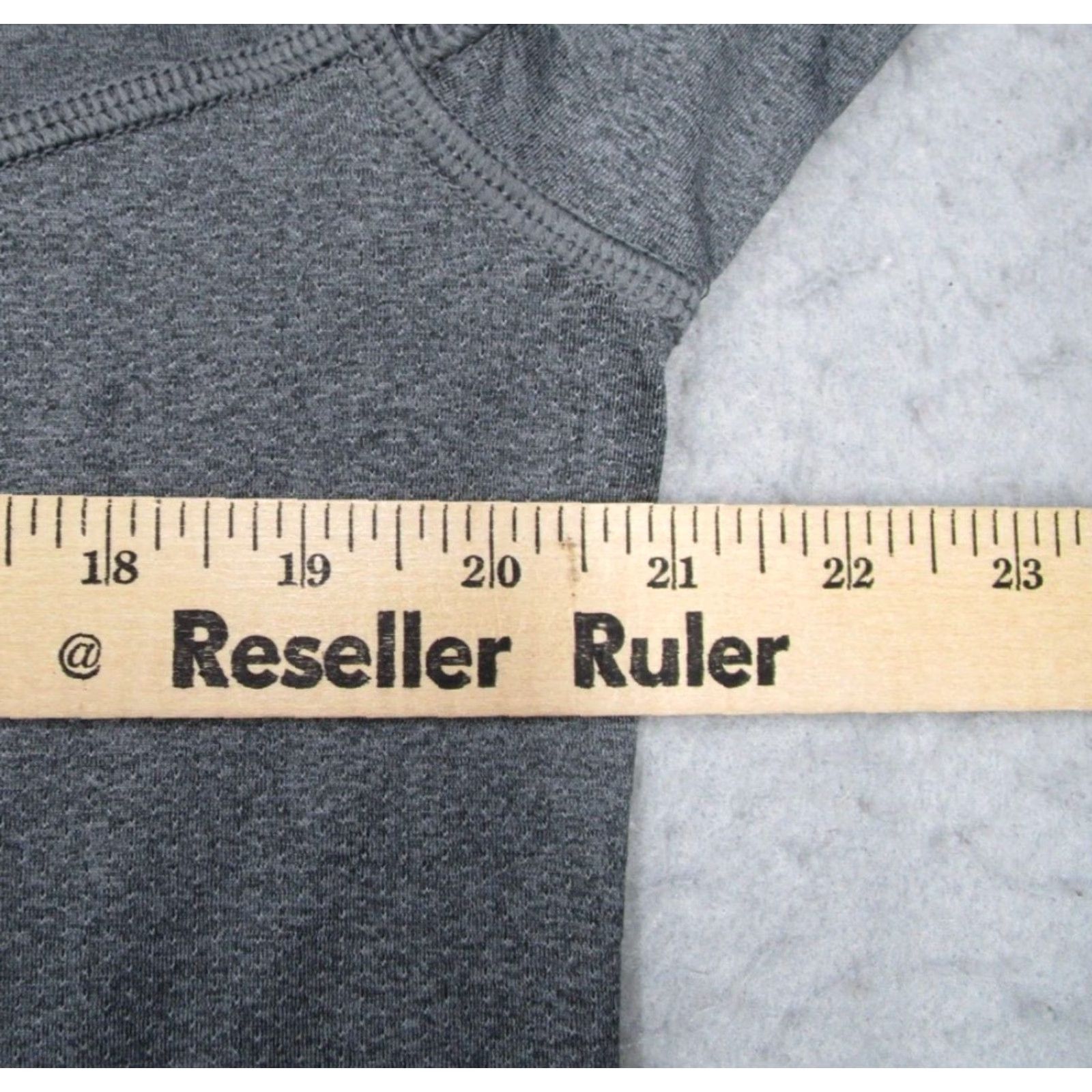 Vintage Jacks Surfboards Hoodie Mens Medium Gray Solar Tee Pullover Long Sleeve UPF 50+ Shirt Size US M / EU 48-50 / 2 - 5 Thumbnail