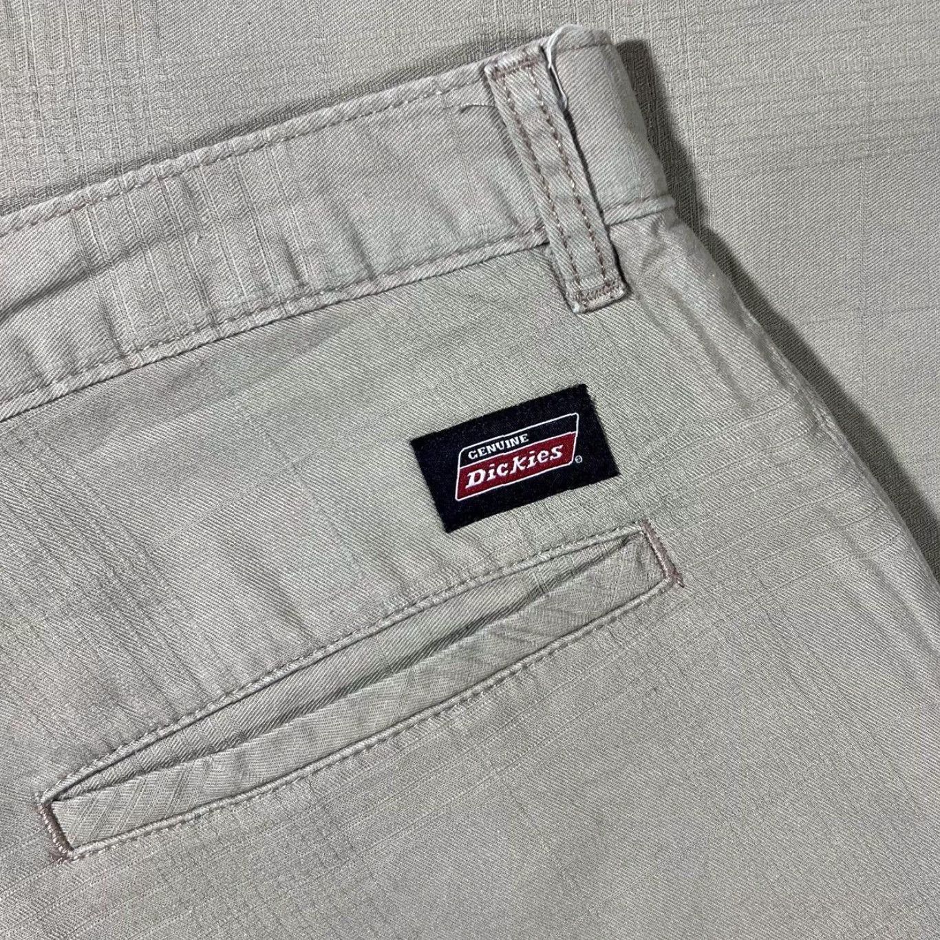 Dickies Dickies Skater Workwear Subtle Beige Check Chino Shorts 36 Beige Mens Regular Casual Workwear 36 Dickies Chino Shorts Mens Beige 90s DC41 Size US 36 / EU 52 - 3 Thumbnail