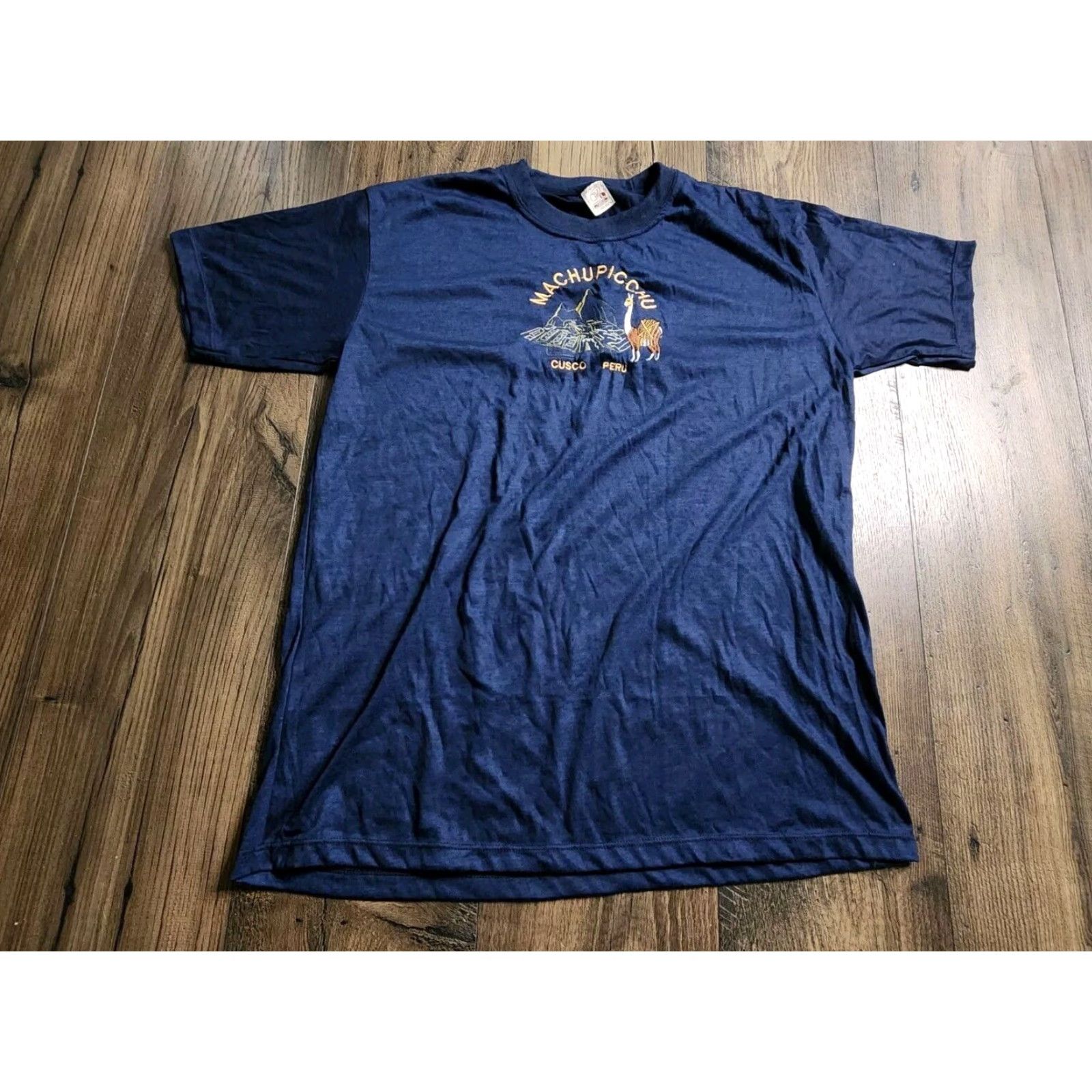 Vintage VINTAGE Peru Blue Embroidered Short Sleeve Crew Neck T Shirt Mens L Size US L / EU 52-54 / 3 - 2 Thumbnail