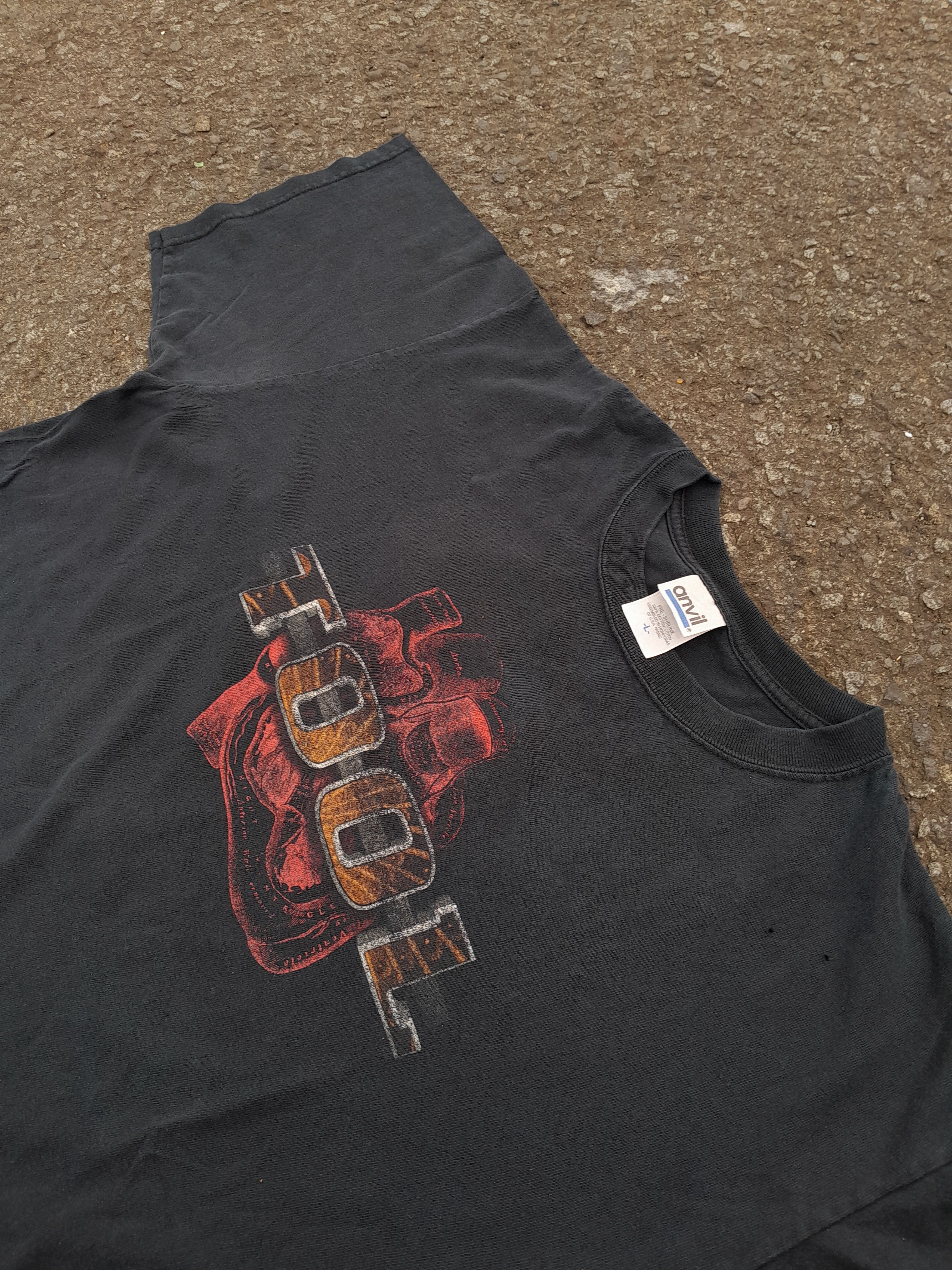 Band Tees Vintage band TOOL Undertow anatomical heart 2004 t-shirt Size US L / EU 52-54 / 3 - 4 Thumbnail