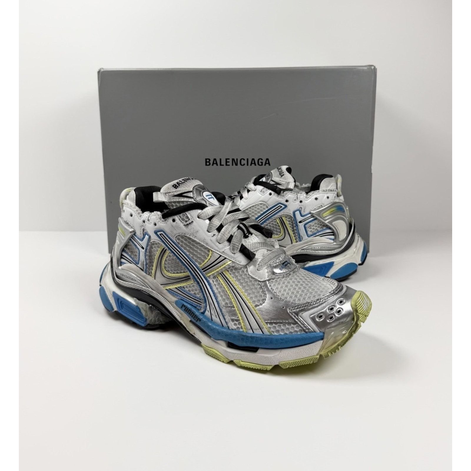 Balenciaga Size 41EU/8US - Balenciaga Runner White Yellow Blue NEW! Size US 8 / EU 41 - 2 Thumbnail