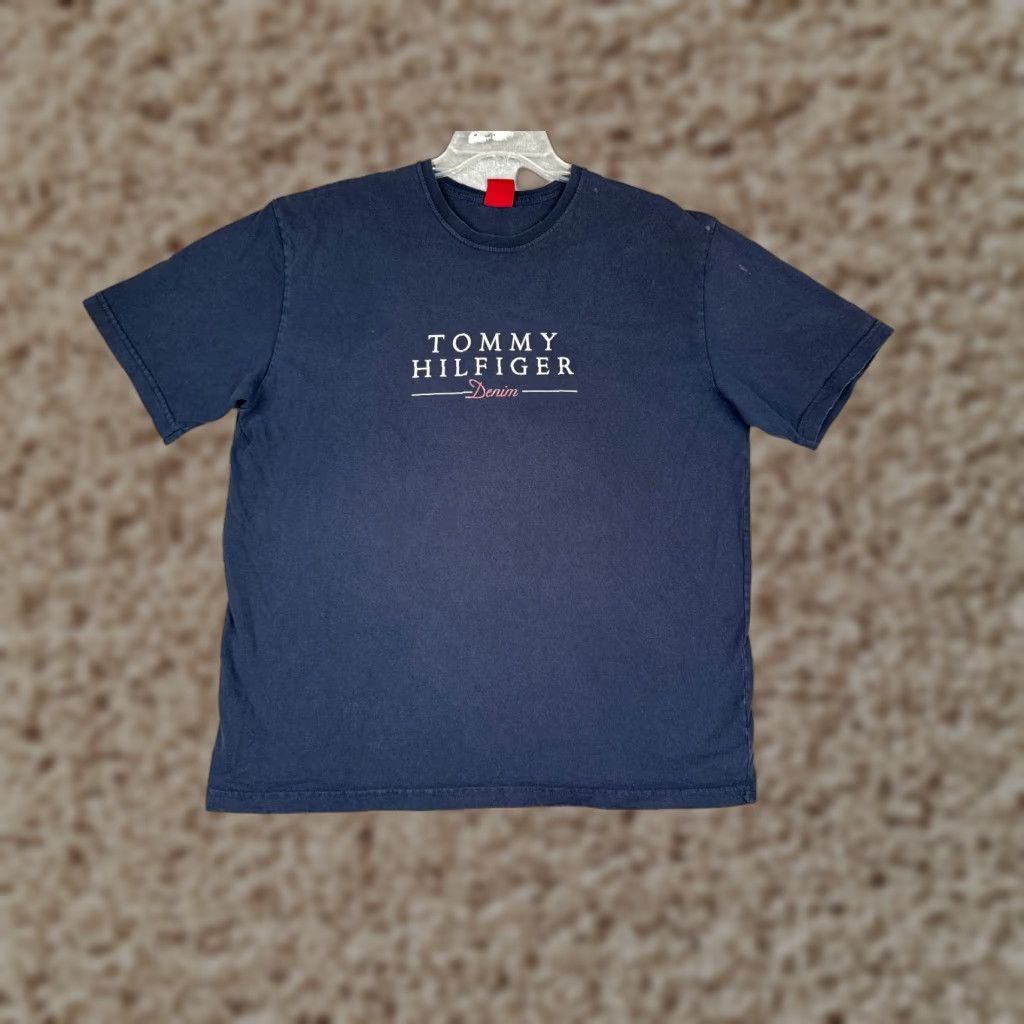 Tommy Hilfiger Tommy Hilfiger Denim Shirt Adult Large Blue Crew 100% Cotton Short Sleeve READ Size US L / EU 52-54 / 3 - 1 Thumbnail