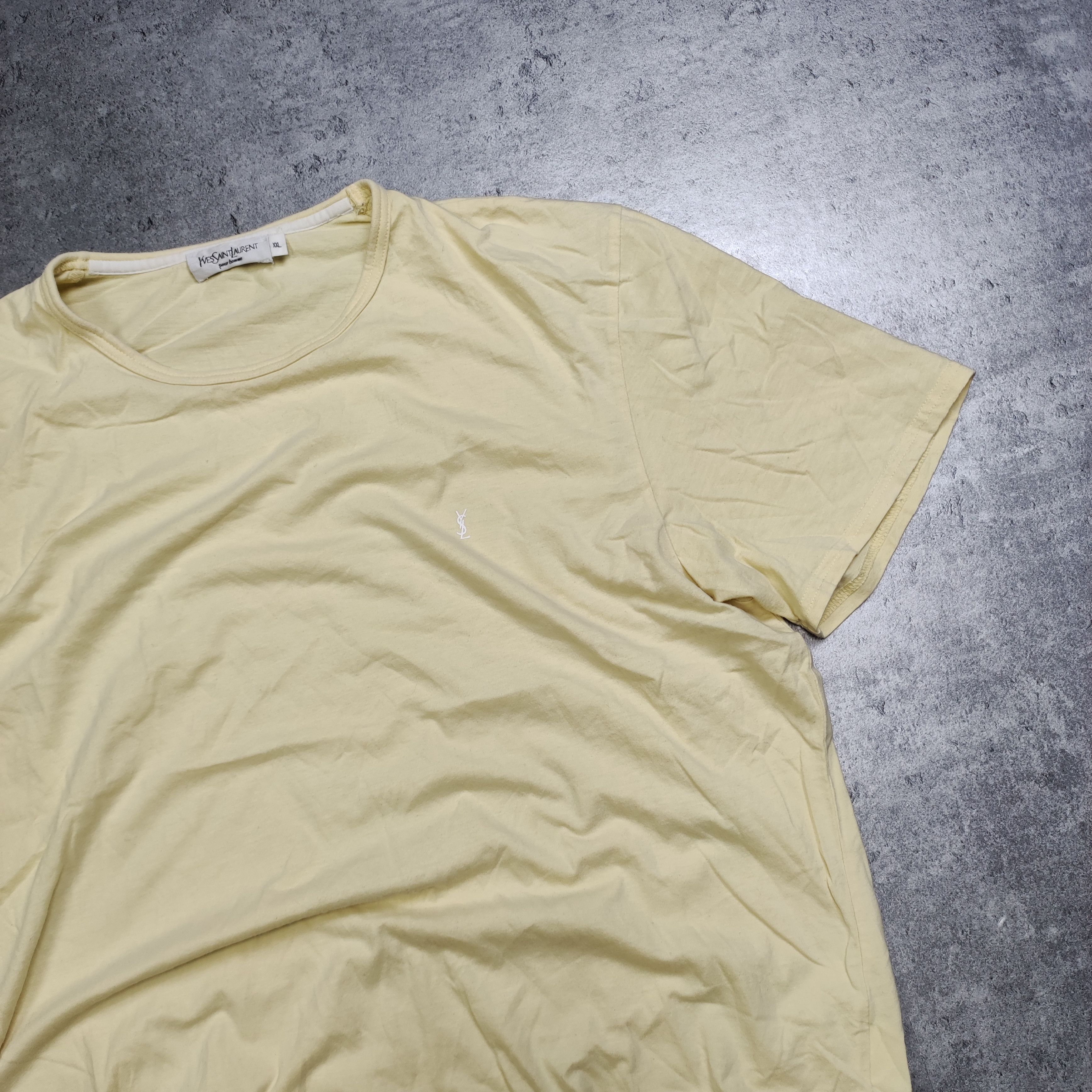 Yves Saint Laurent RARE YSL Yves Saint Laurent Classic Small Logo Yellow Tee Size US XXL / EU 58 / 5 - 3 Thumbnail