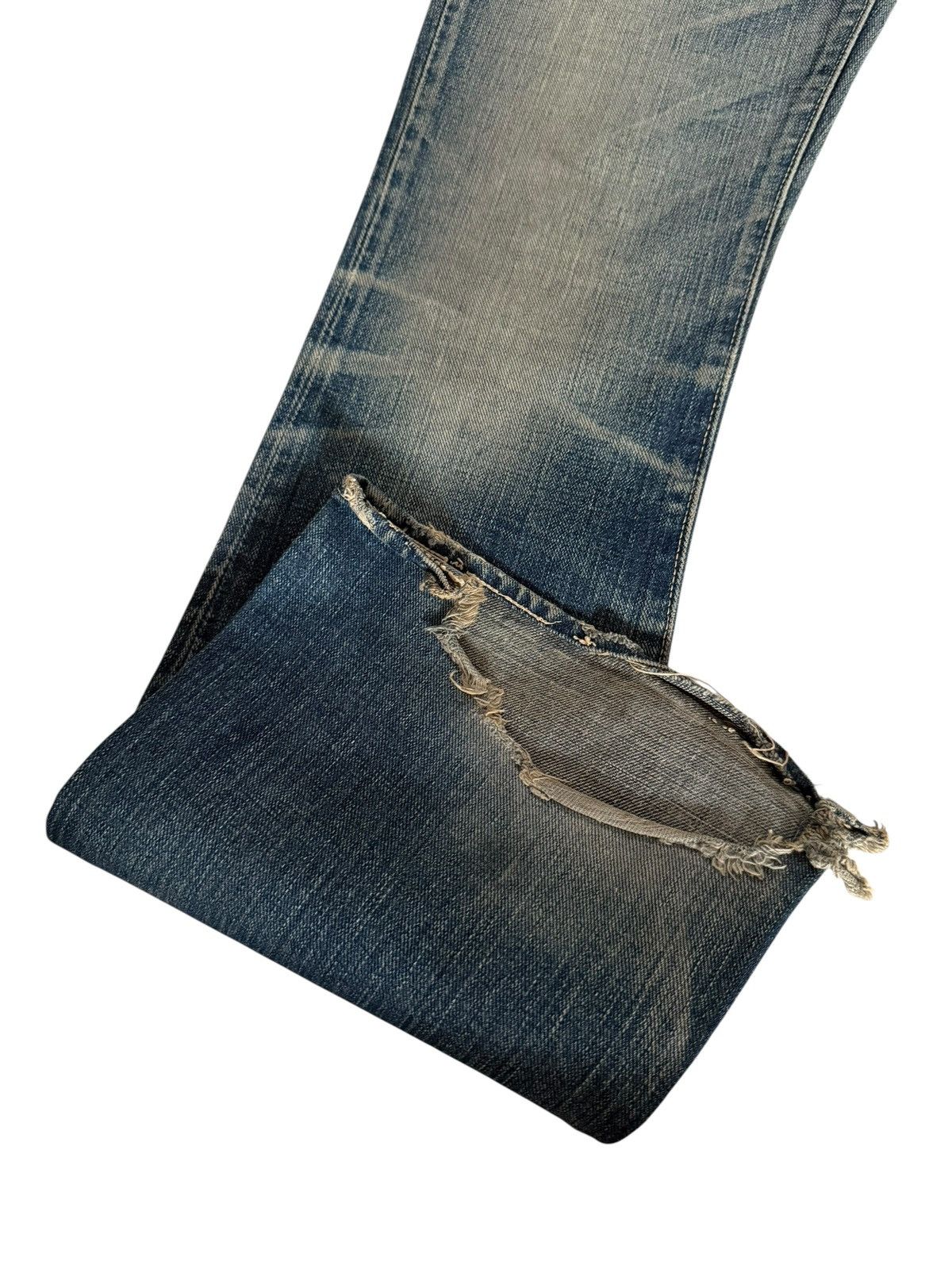 Japanese Brand Flared Jeans David Olive Accessories Faded Distressed Denim Size US 29 - 8 Thumbnail
