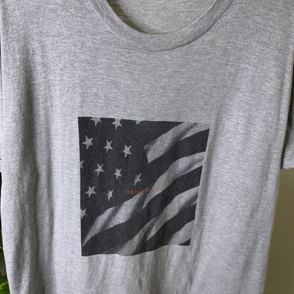 Calvin Klein Vintage 1990s Calvin Klein USA Flag Graphic T Shirt Size US L / EU 52-54 / 3 - 2 Thumbnail