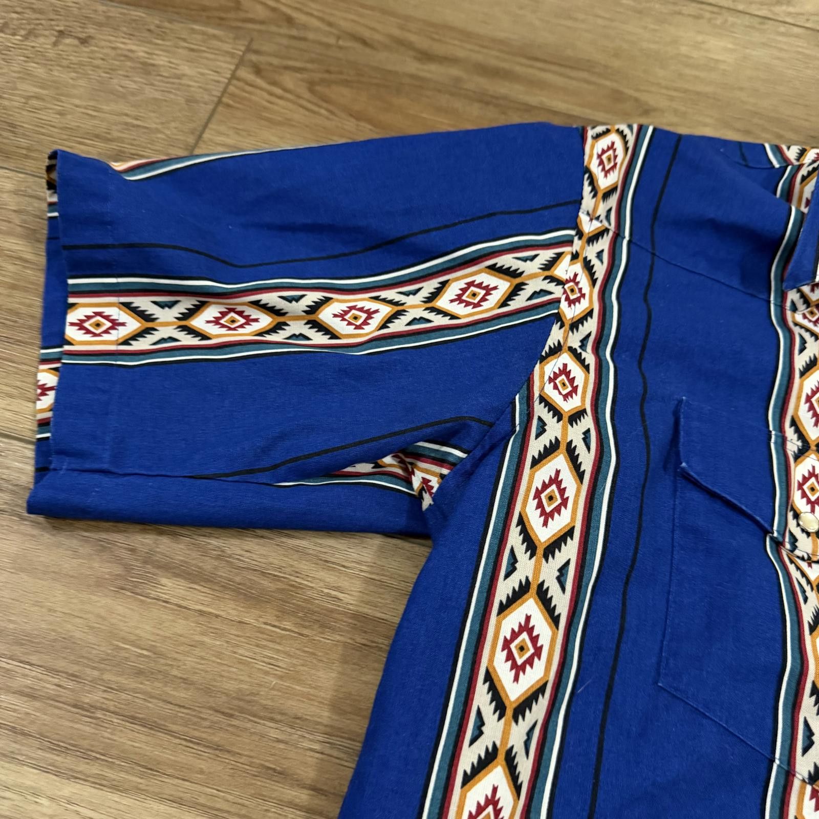 Wrangler Vintage Wrangler Southwestern Aztec Snap Shirt Cowboy Size US XL / EU 56 / 4 - 5 Thumbnail