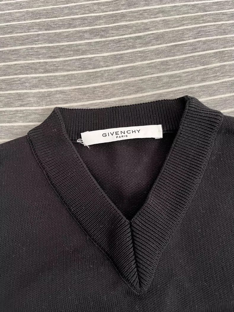 Givenchy Givenchy Wool Sweater 2506-Nextarrow Size US XL / EU 56 / 4 - 2 Thumbnail