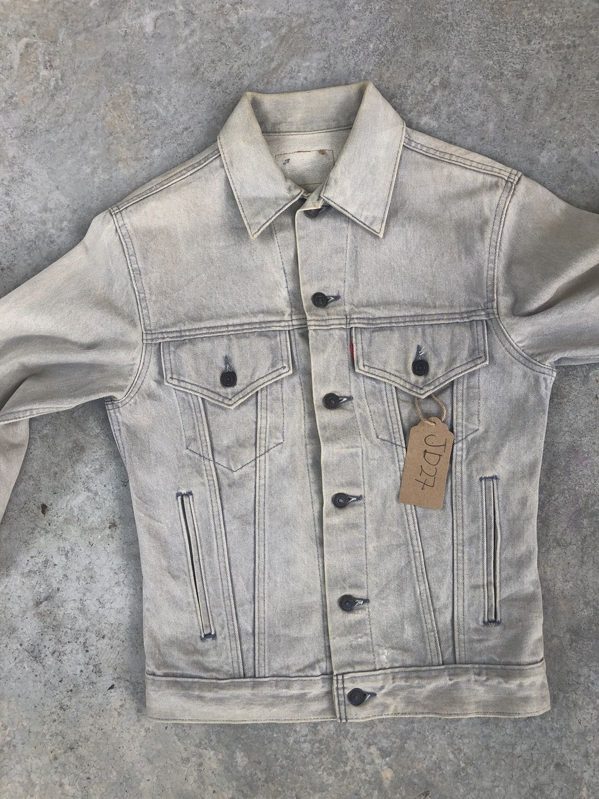 Levi's Vintage 80’s Levi’s Denim Jacket Distressed Denim Size US S / EU 44-46 / 1 - 3 Thumbnail