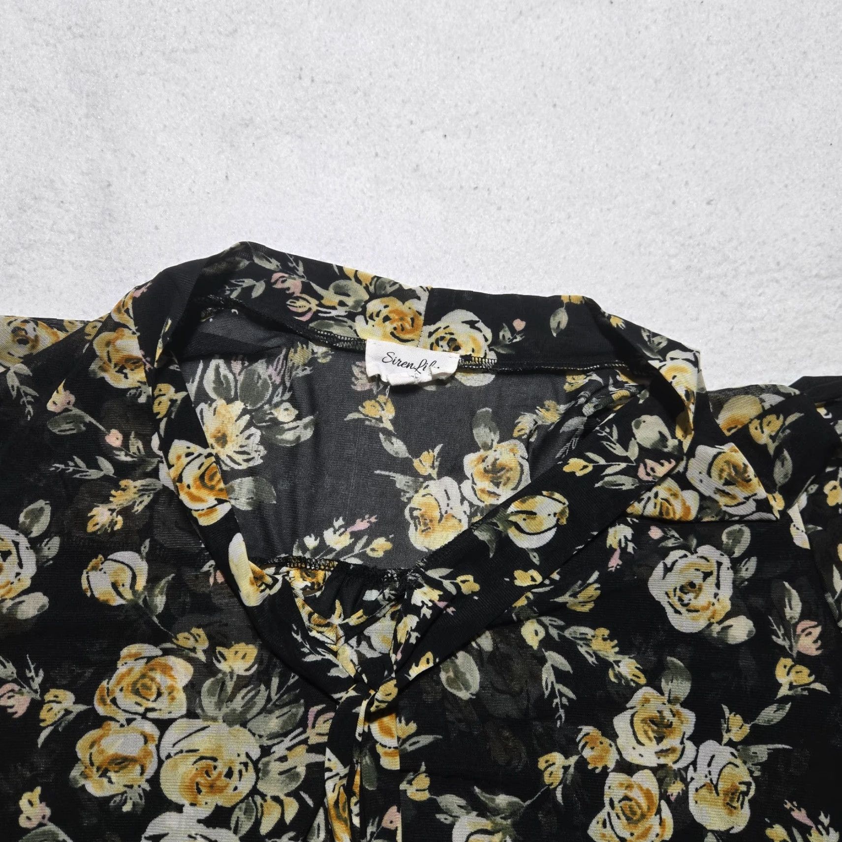 Vintage Siren Lily Shirt Womens 2X Floral Black White Cap Sleeve Round Neck T-Shirt Summer Casual 2X Womens Men? Size XXL / US 16-18 / IT 52-54 - 2 Thumbnail