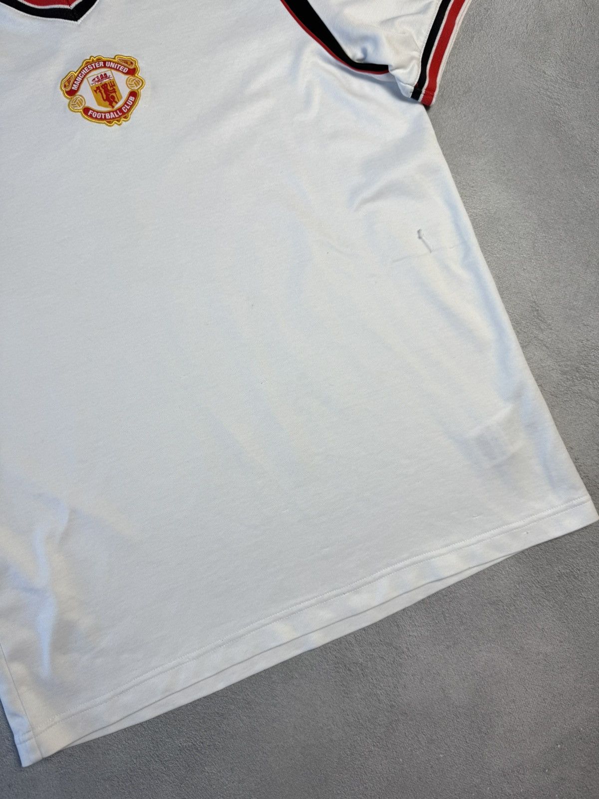 Adidas Manchester United 2016 2017 Retro Shirt Soccer Jersey Adidas Size US L / EU 52-54 / 3 - 4 Thumbnail